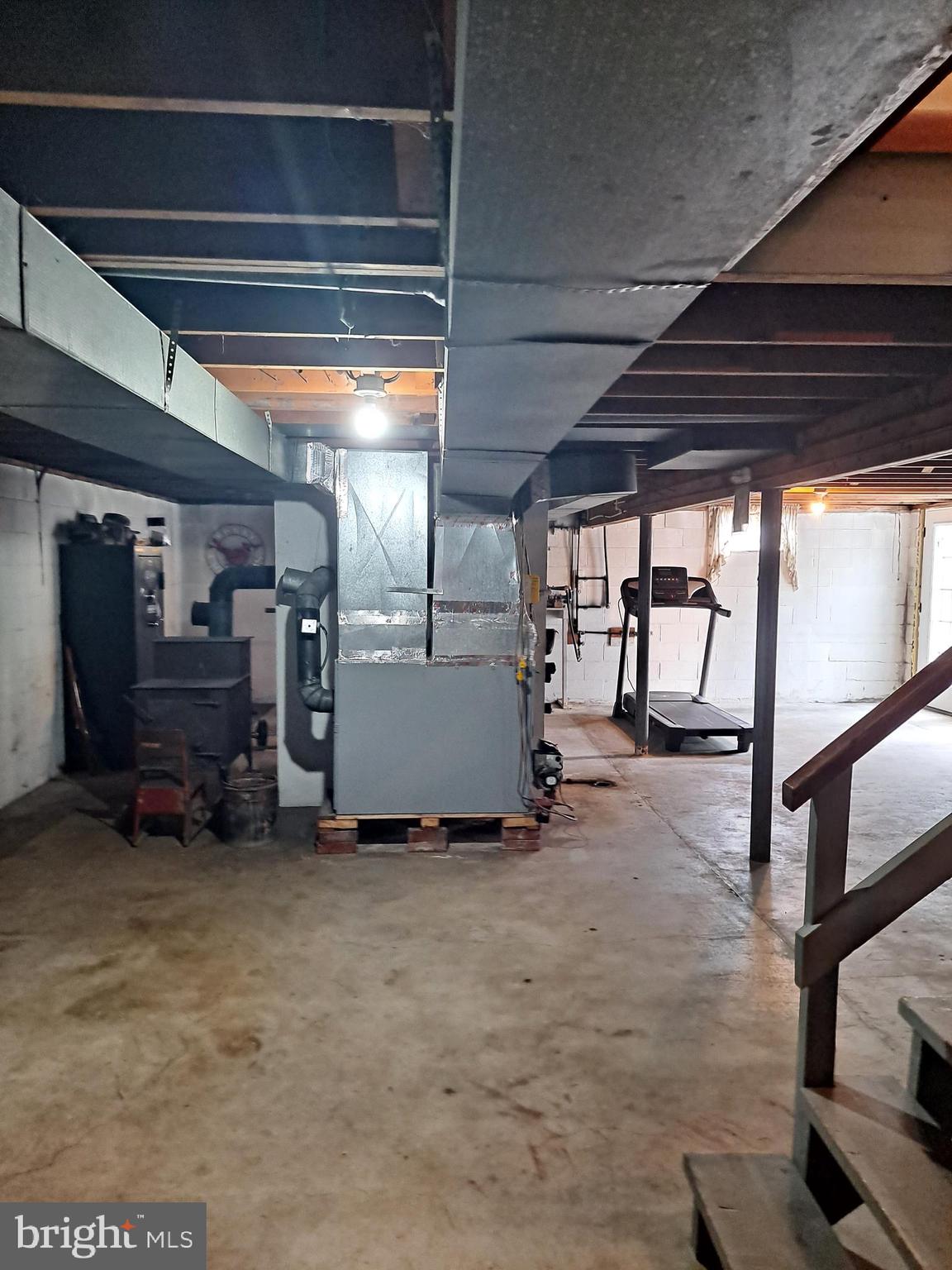 WEESE LAND - Residential