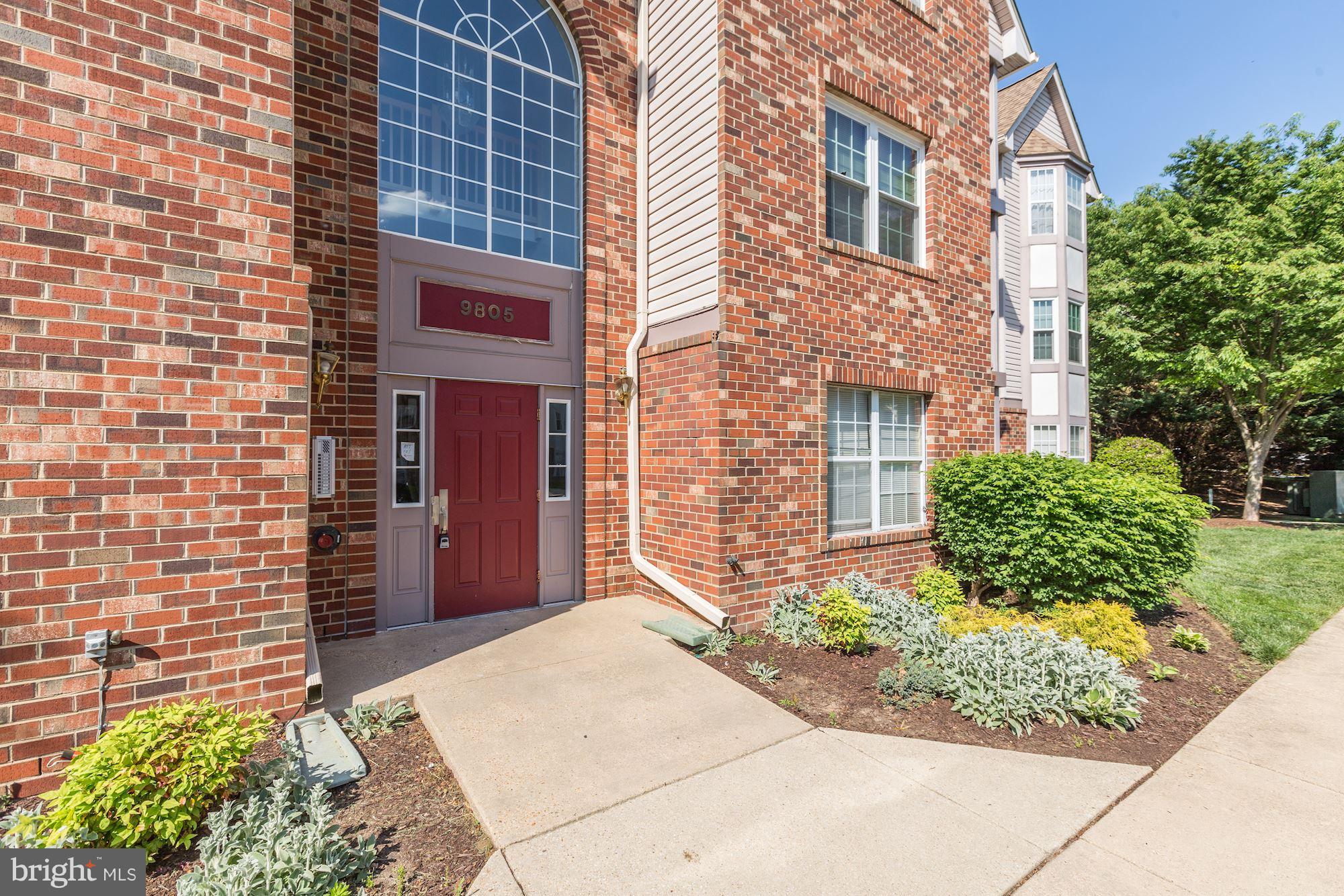 LAKE POINTE AT TOWN CENTER - Residential