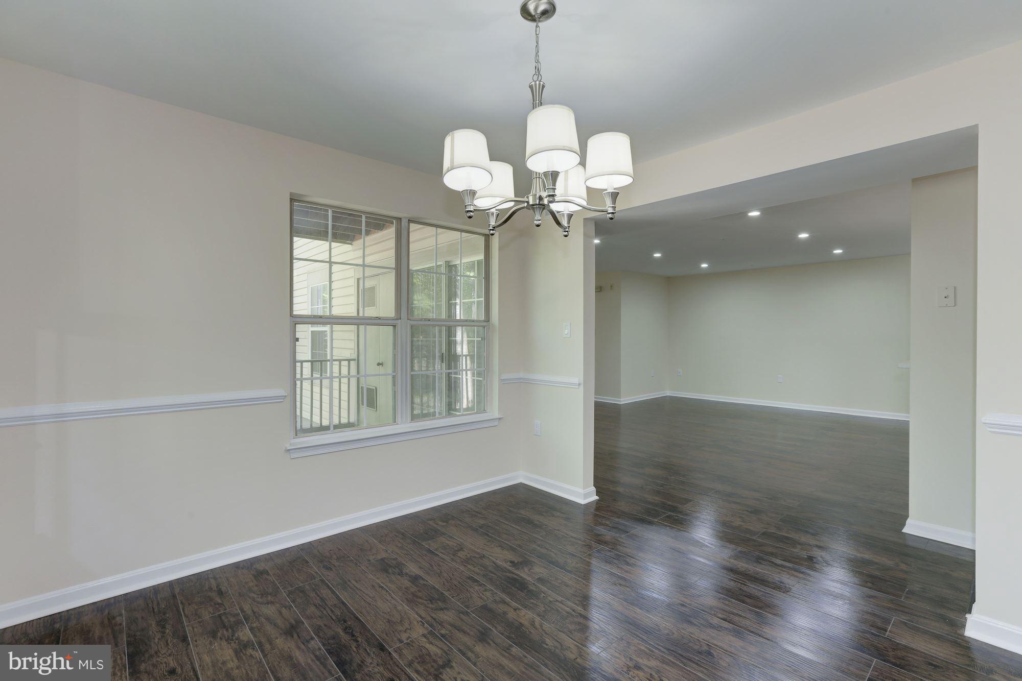 LAKE POINTE AT TOWN CENTER - Residential