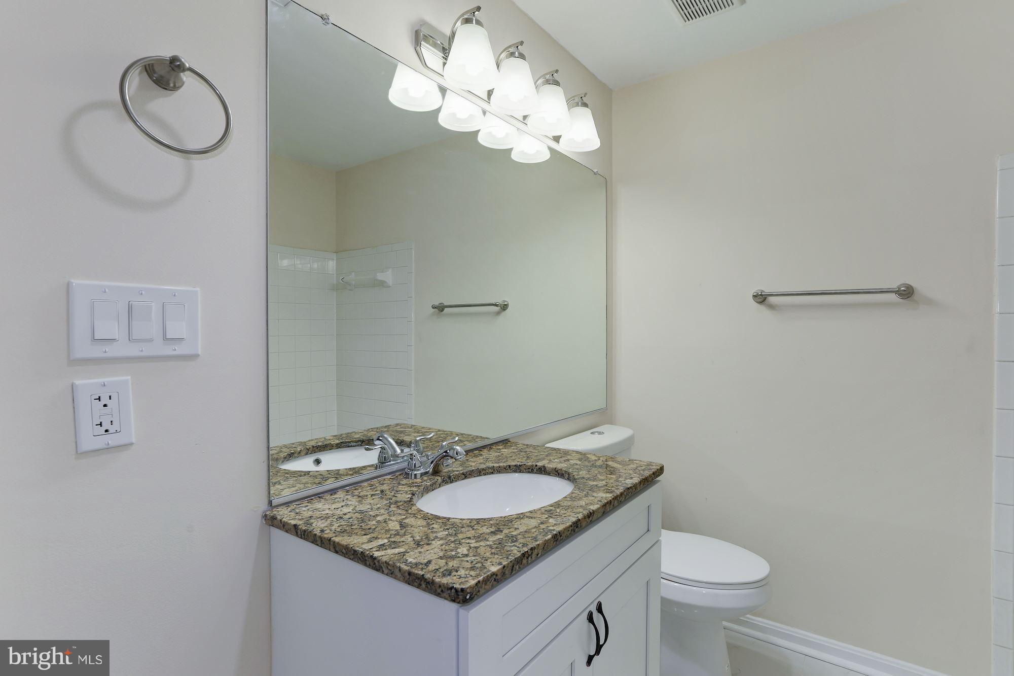 LAKE POINTE AT TOWN CENTER - Residential