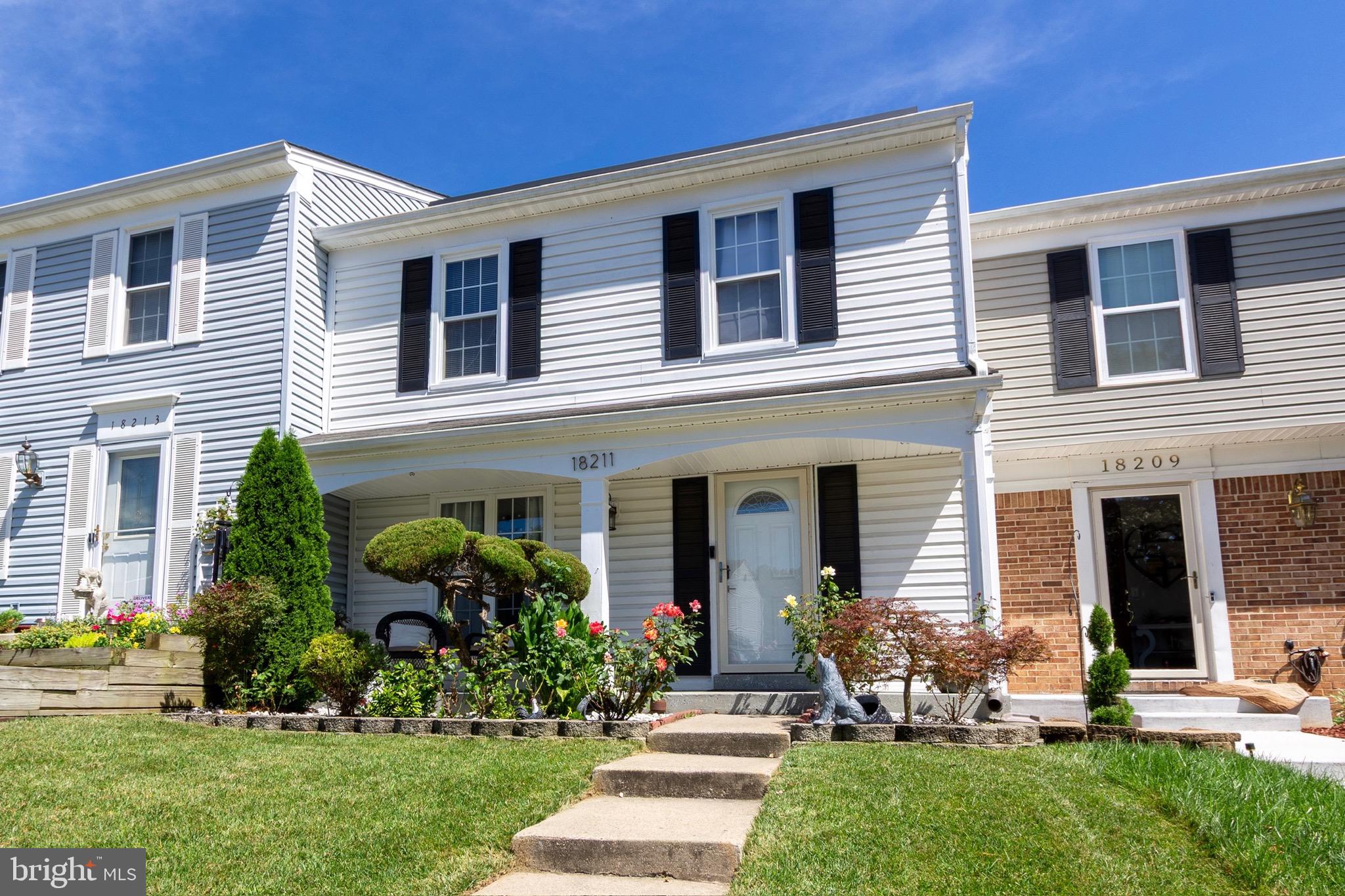 18211 SMOKE HOUSE COURT