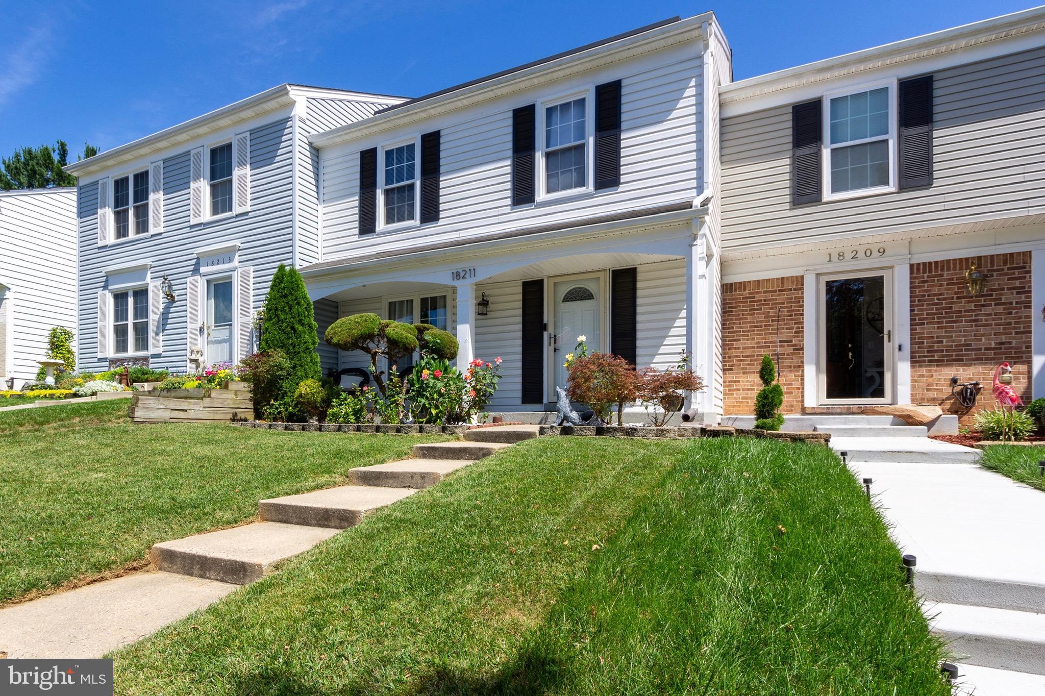 18211 SMOKE HOUSE COURT