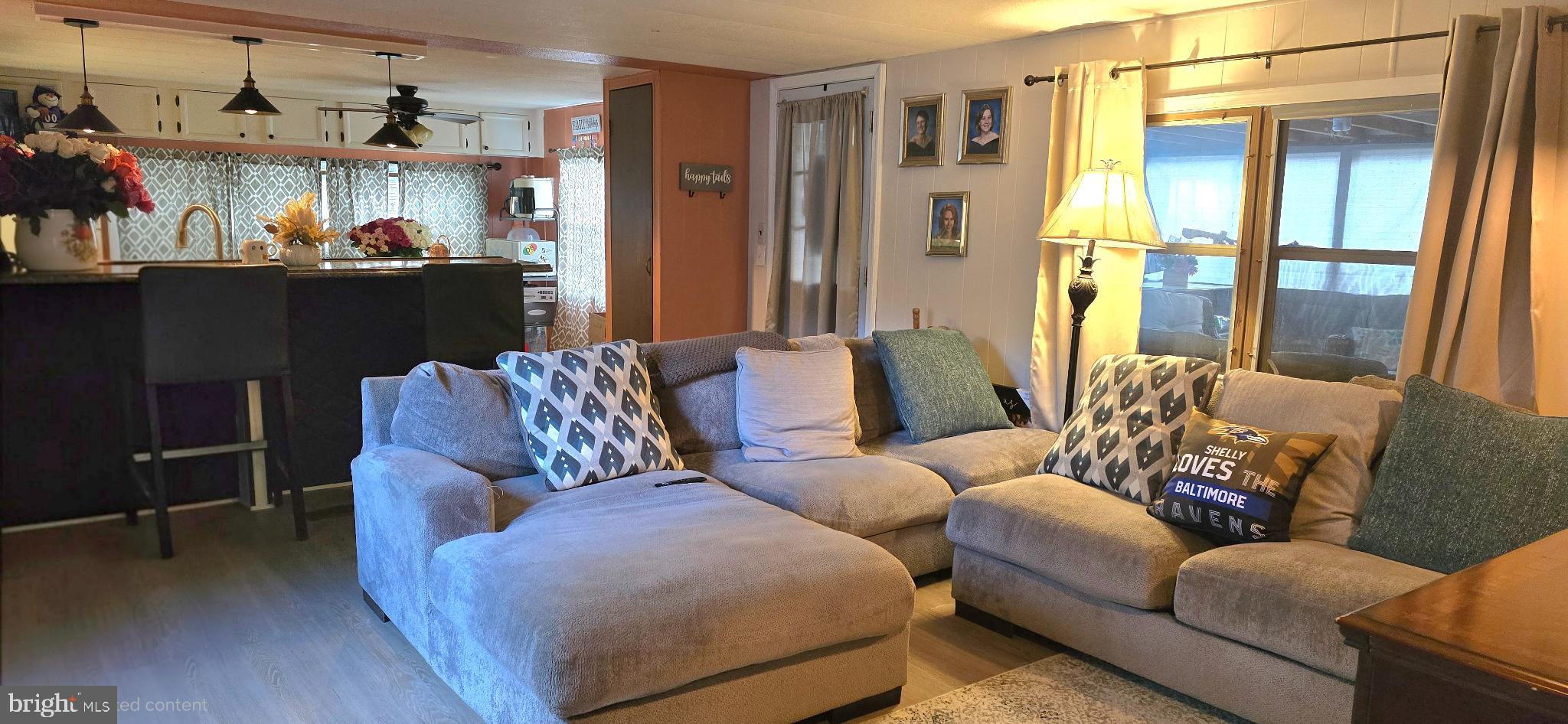 MARINERS COVE - Residential