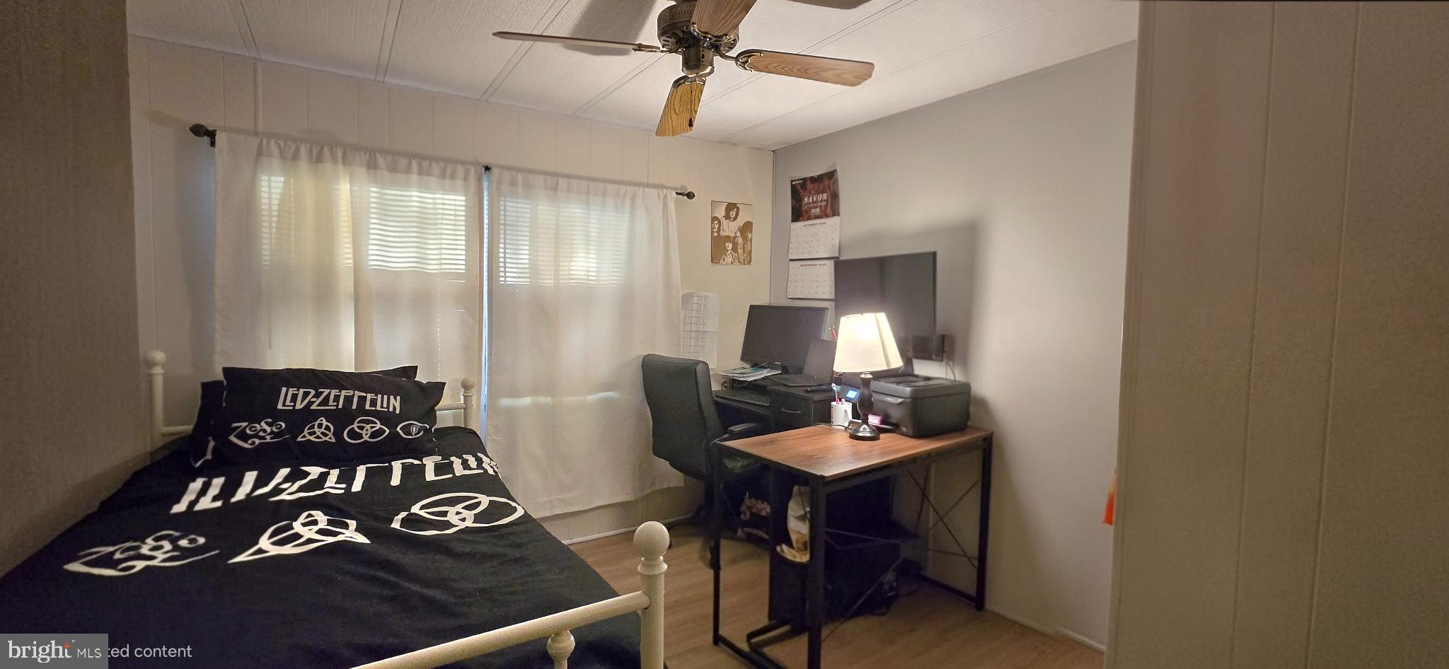 MARINERS COVE - Residential