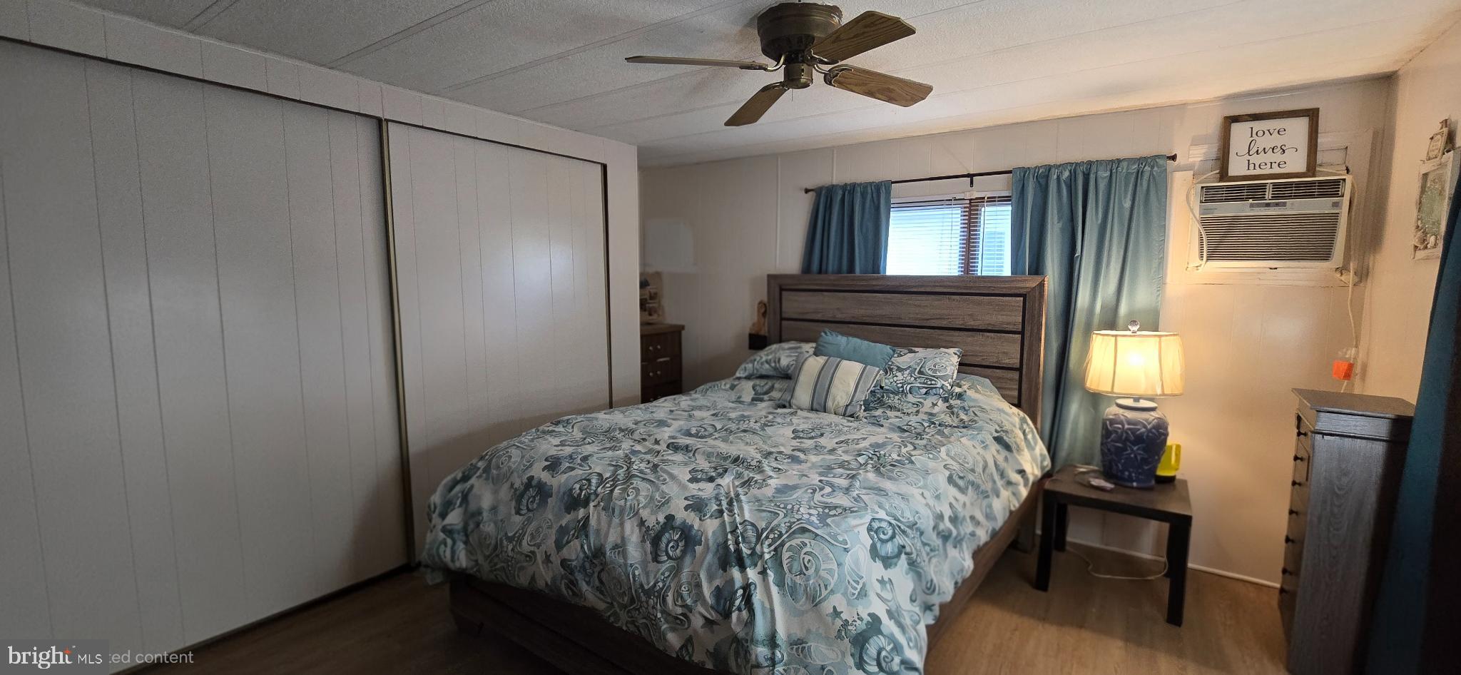 MARINERS COVE - Residential