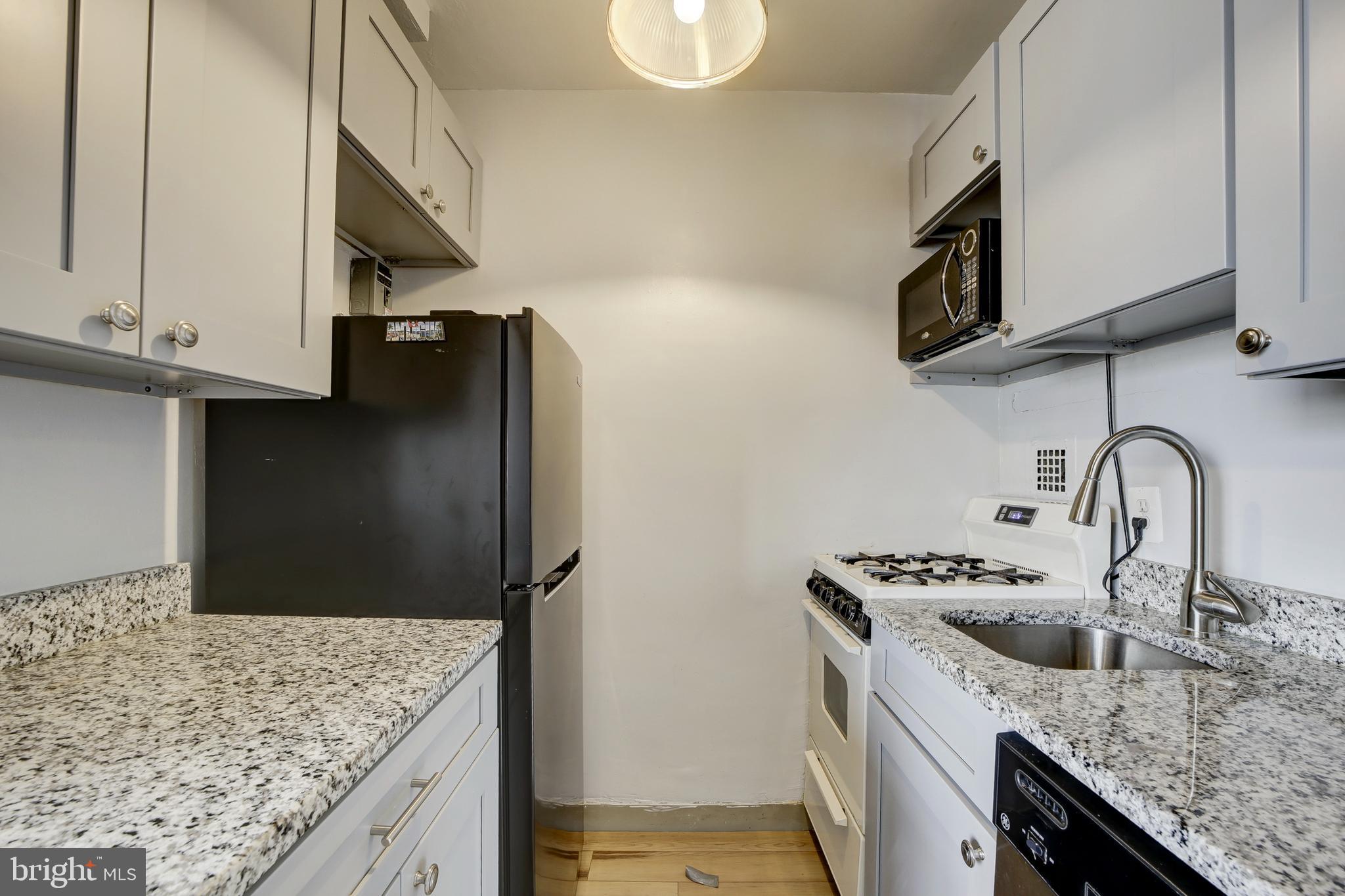 1121 ARLINGTON BOULEVARD 325