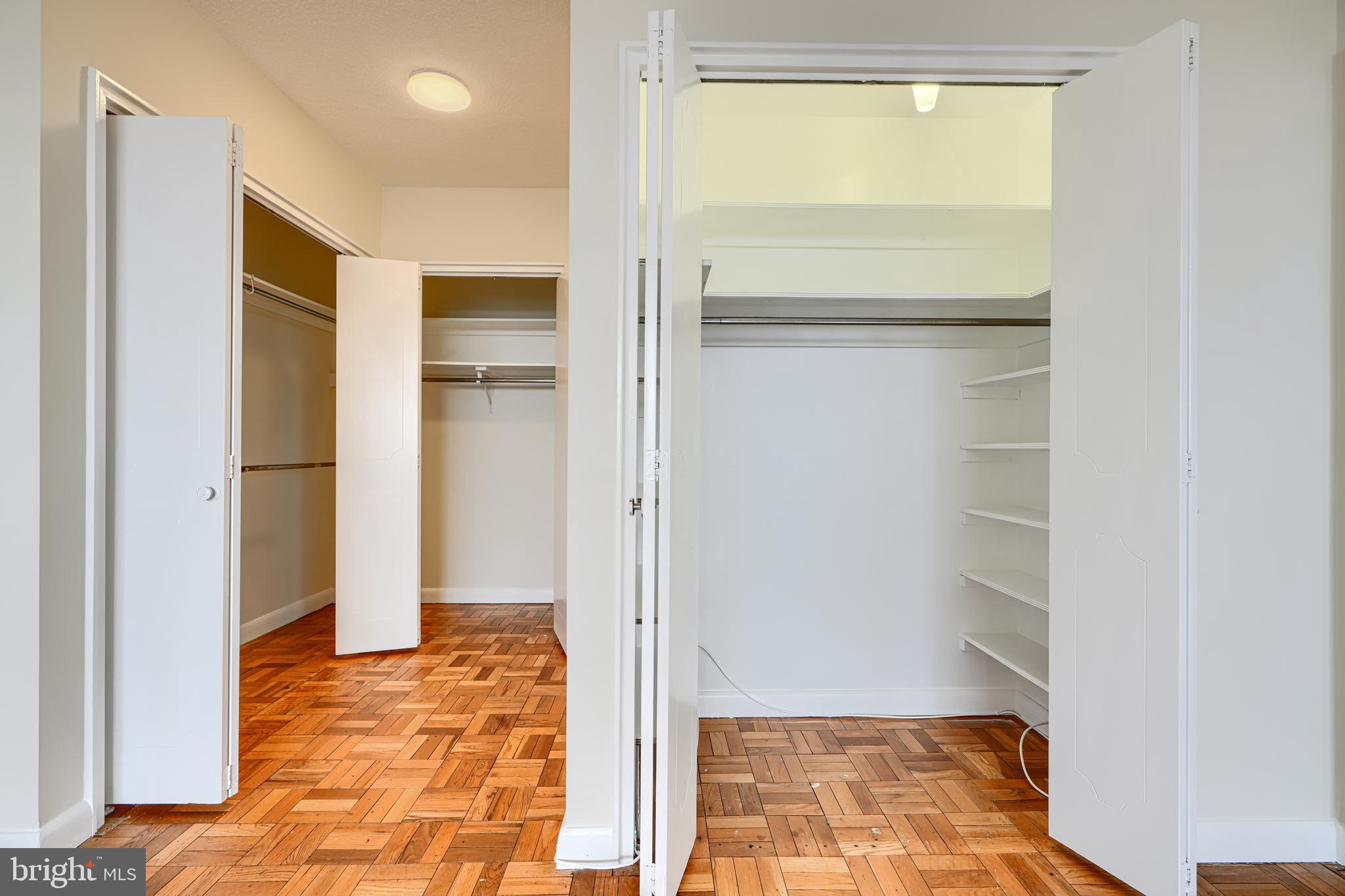 PARK TOWERS EAST - Residential