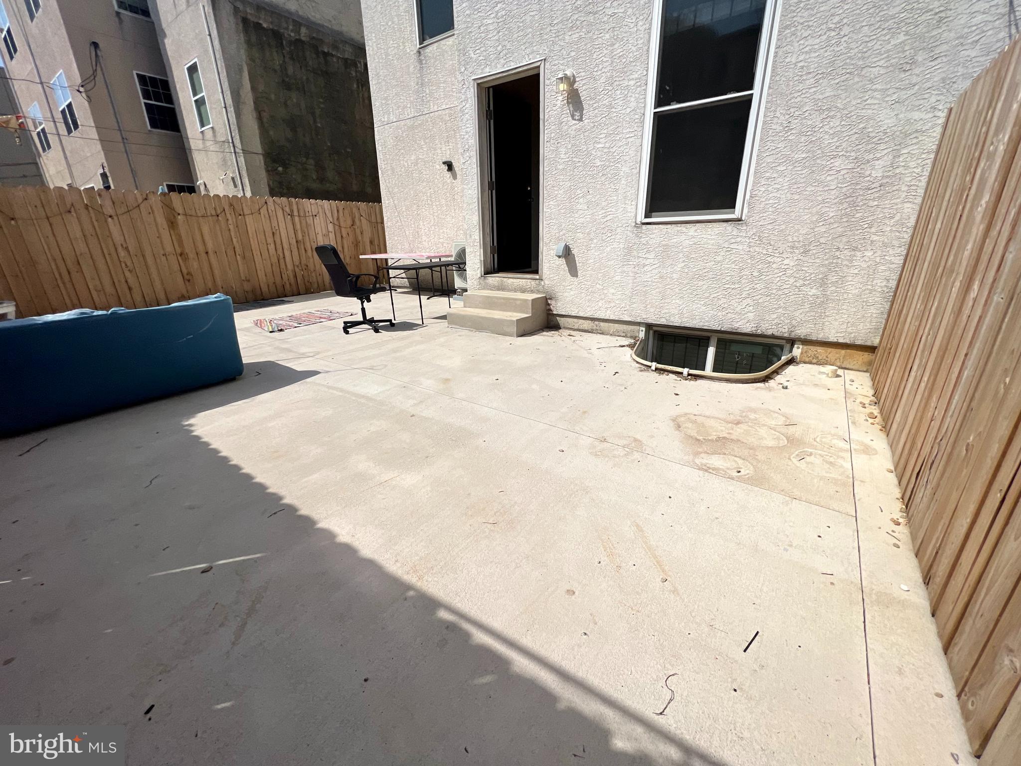 NORTH CENTRAL - Residential Lease