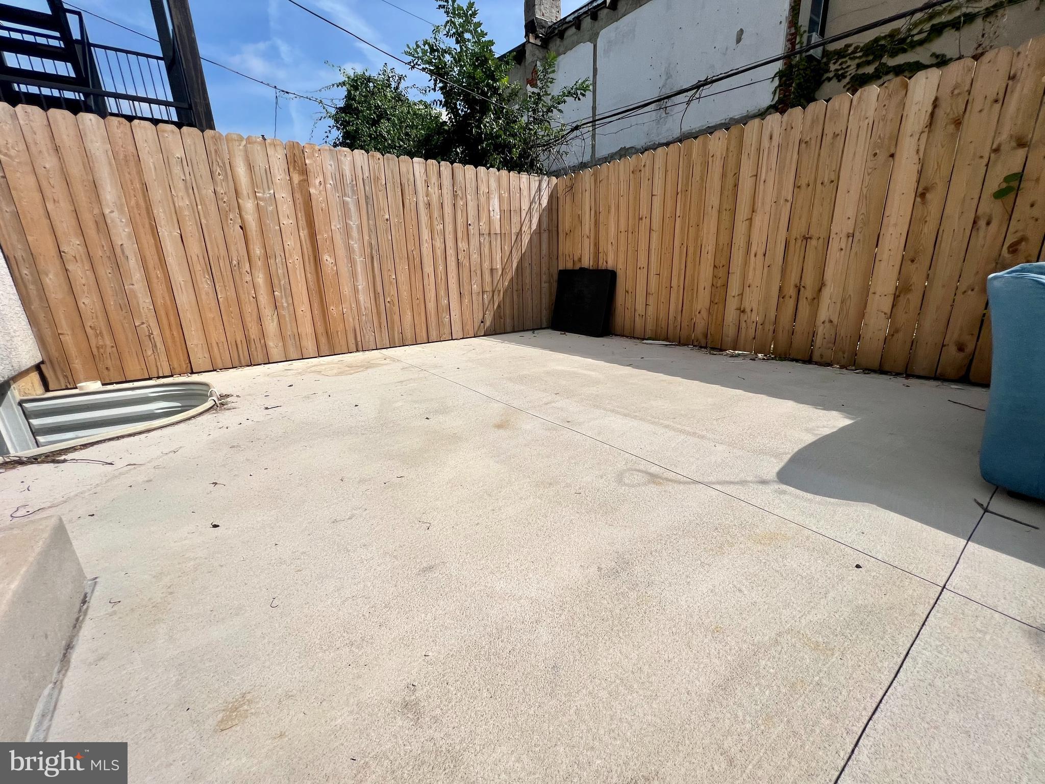 NORTH CENTRAL - Residential Lease