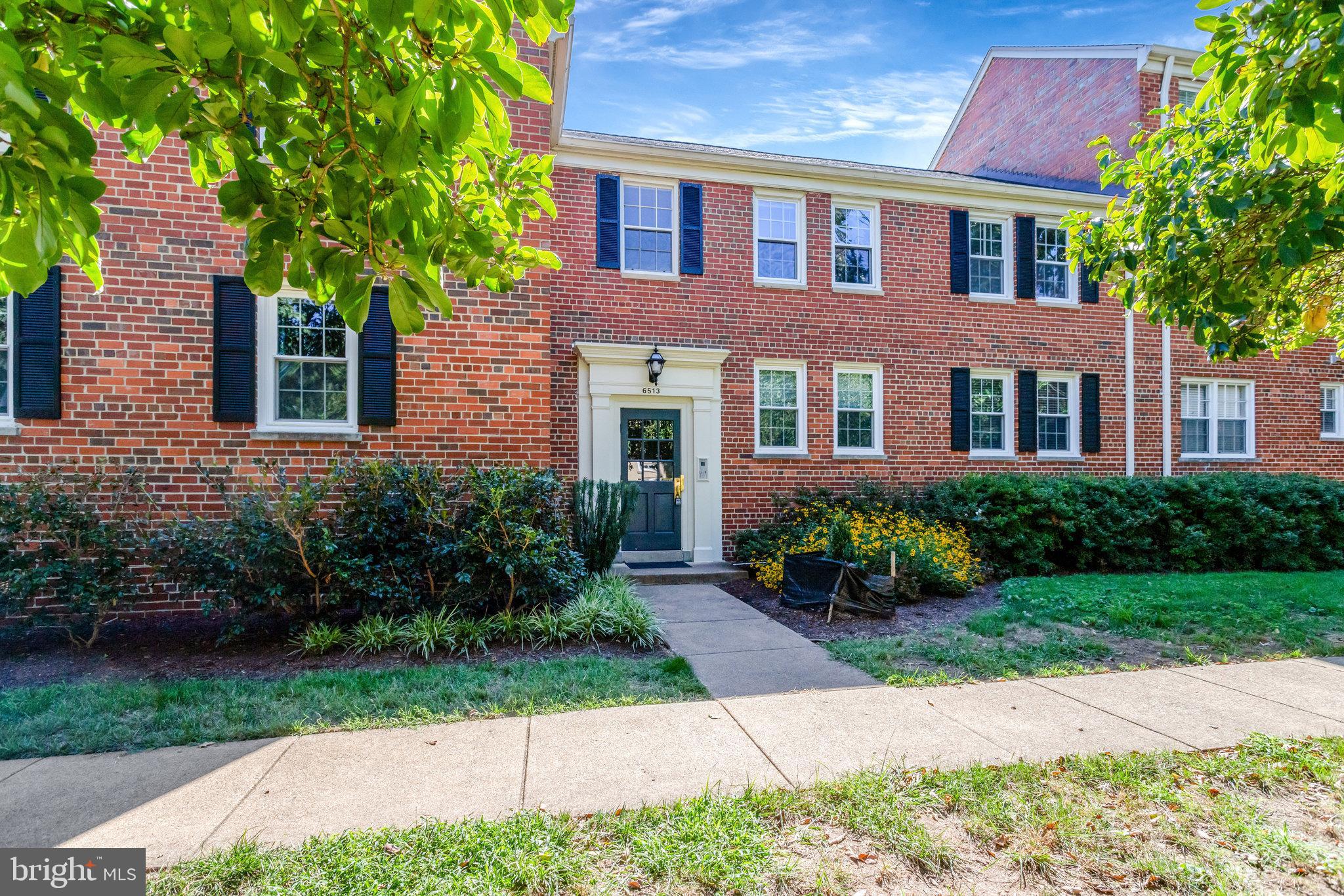 BELLE VIEW - Residential Lease