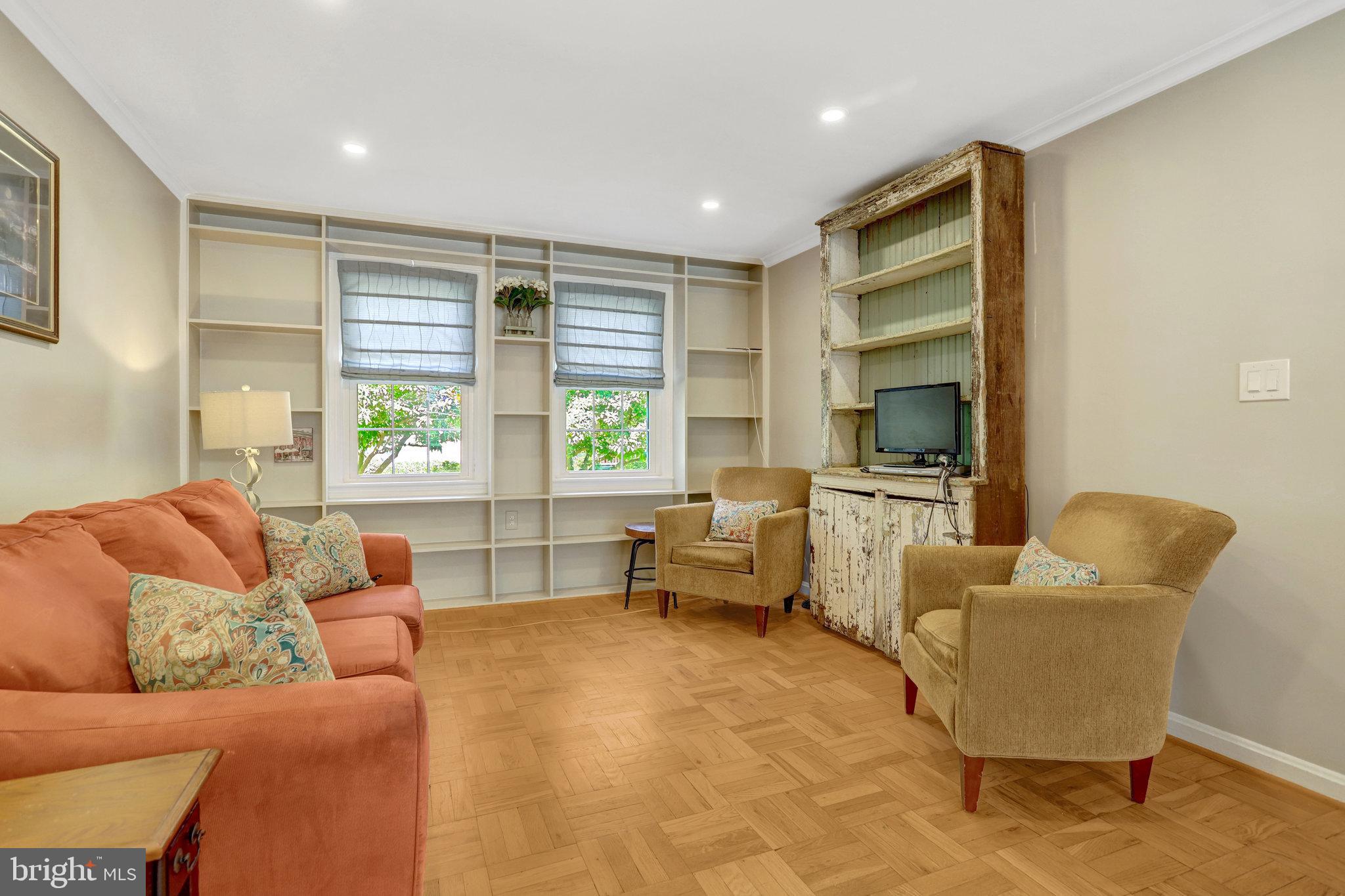 BELLE VIEW - Residential Lease