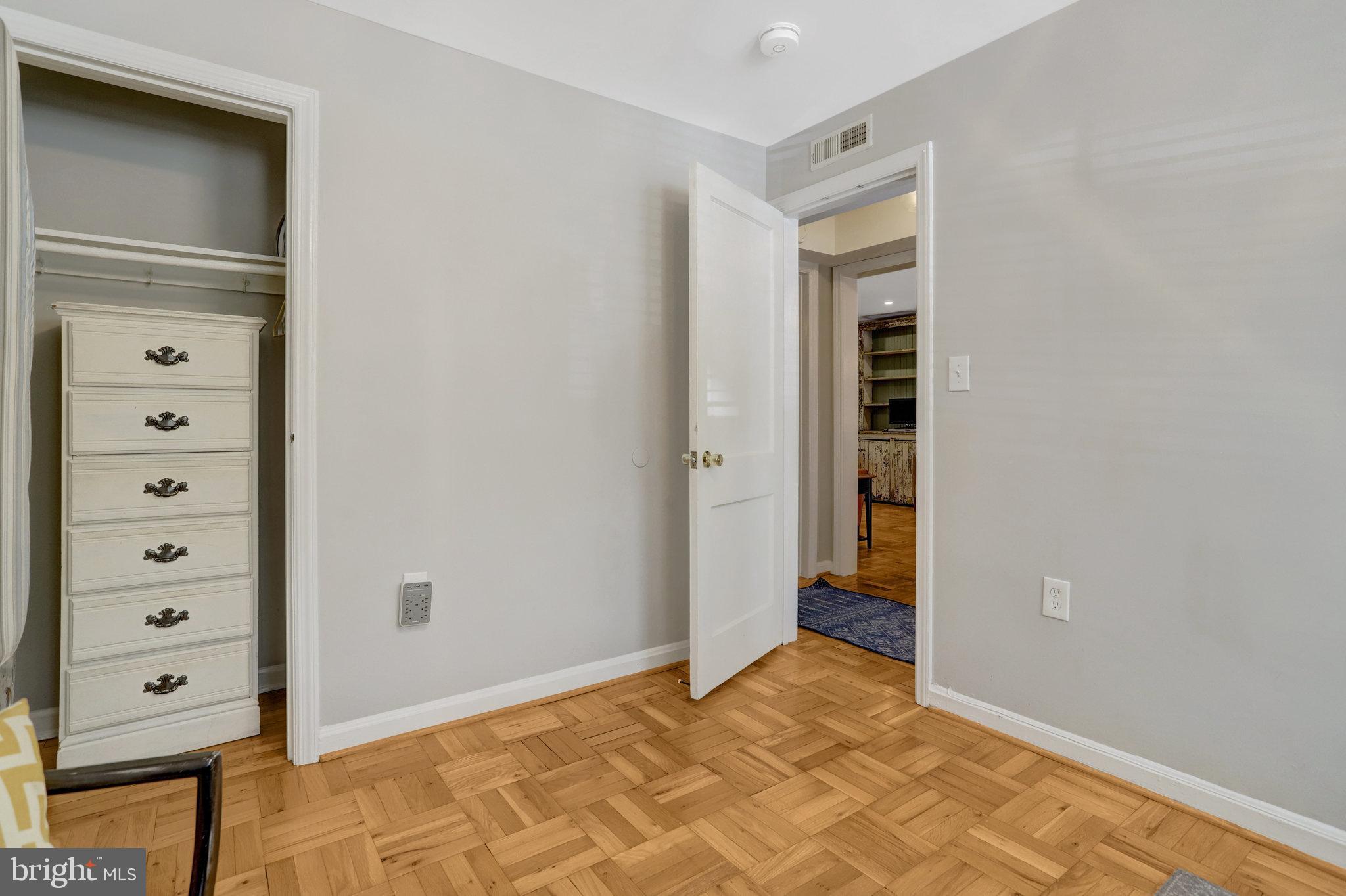 BELLE VIEW - Residential Lease