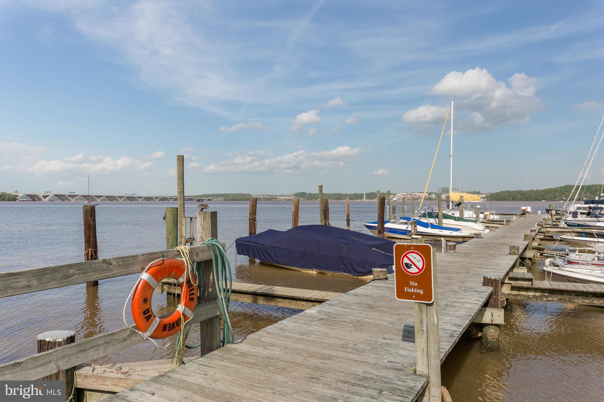 BELLE VIEW - Residential Lease