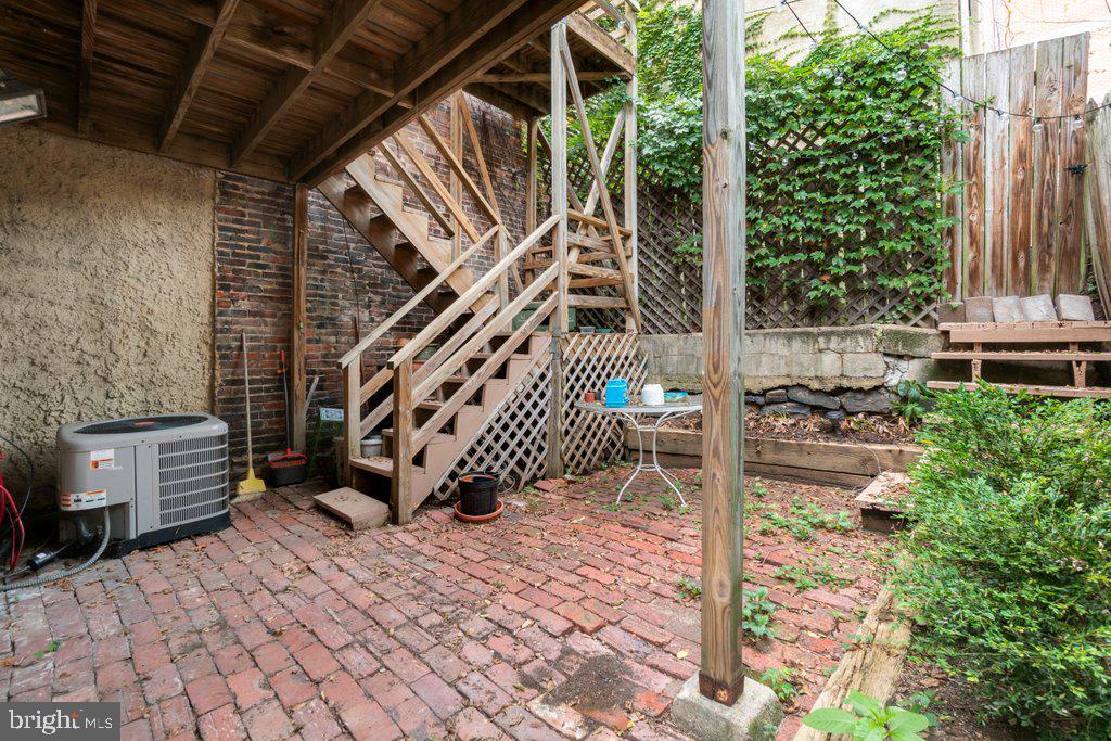 SETON HILL - Residential Income