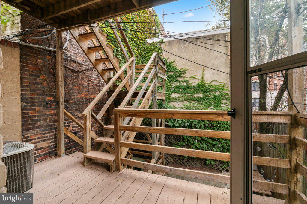 SETON HILL - Residential Income