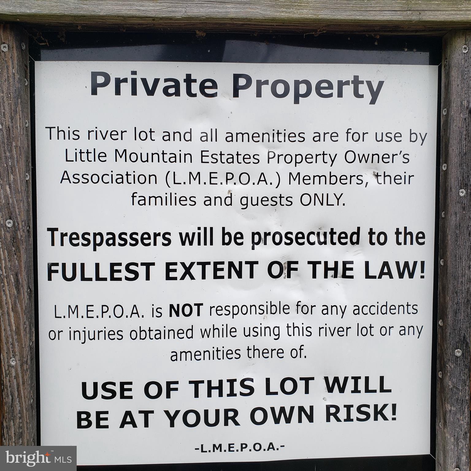 LITTLE MOUNTAIN ESTATES - Residential