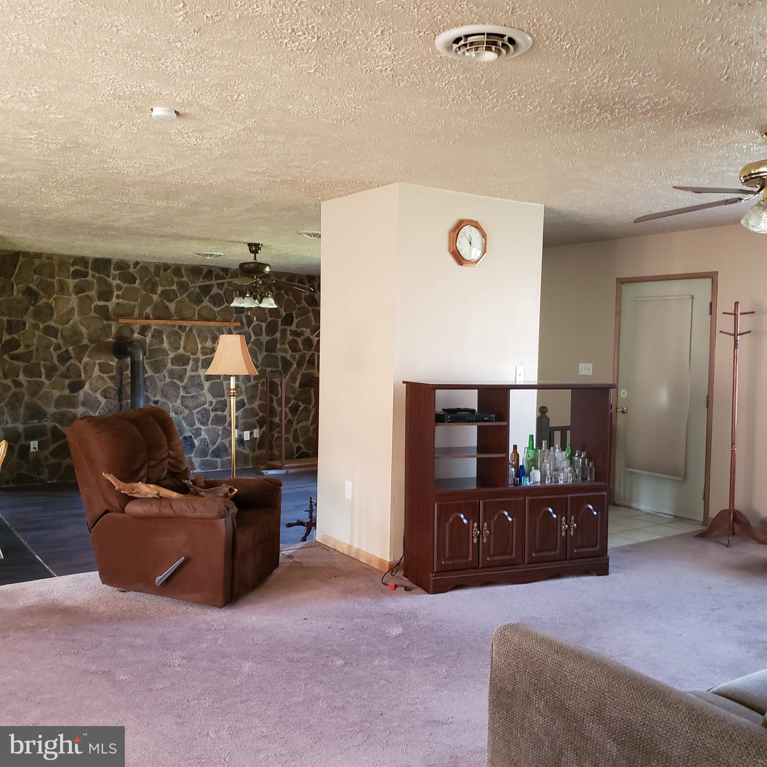 LITTLE MOUNTAIN ESTATES - Residential