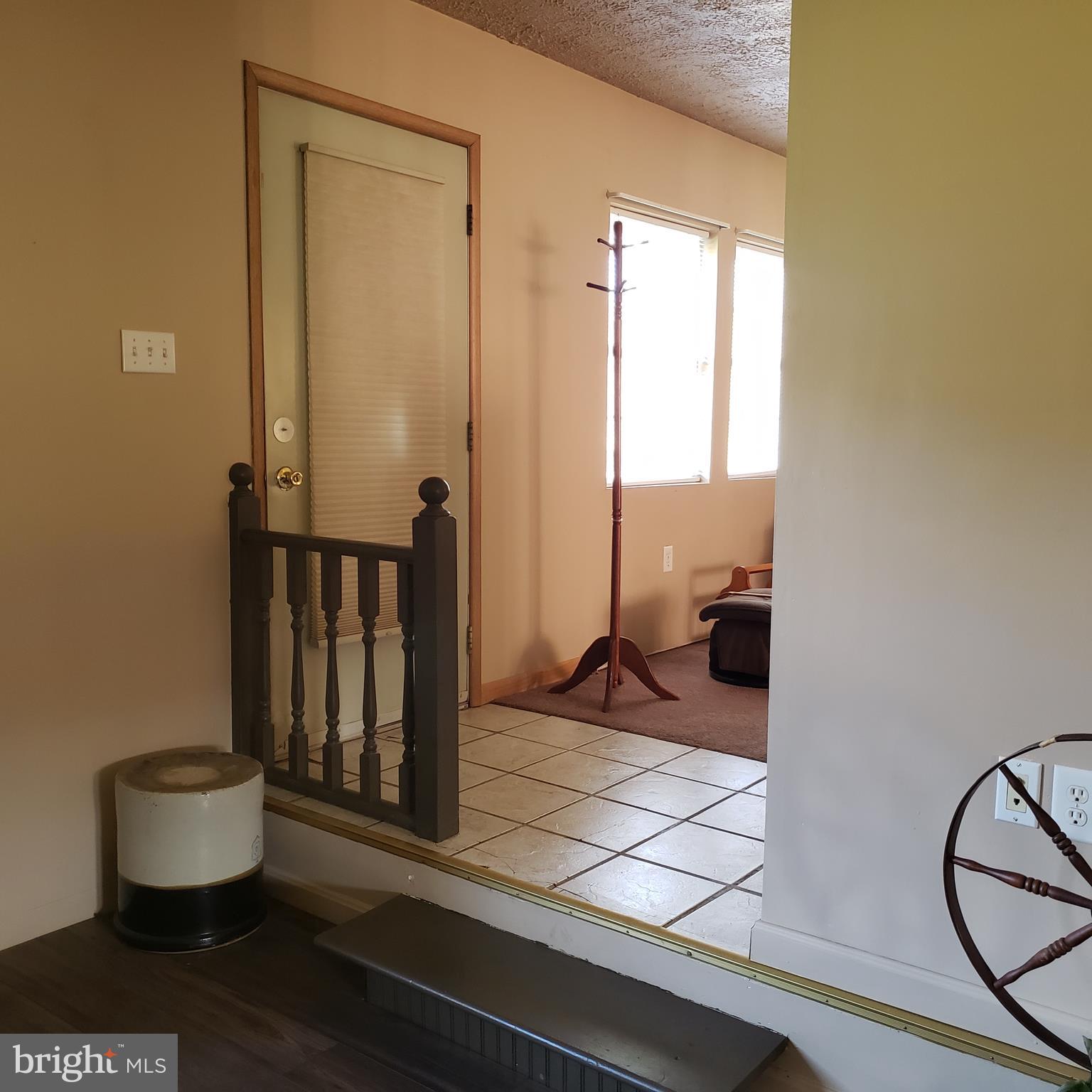 LITTLE MOUNTAIN ESTATES - Residential