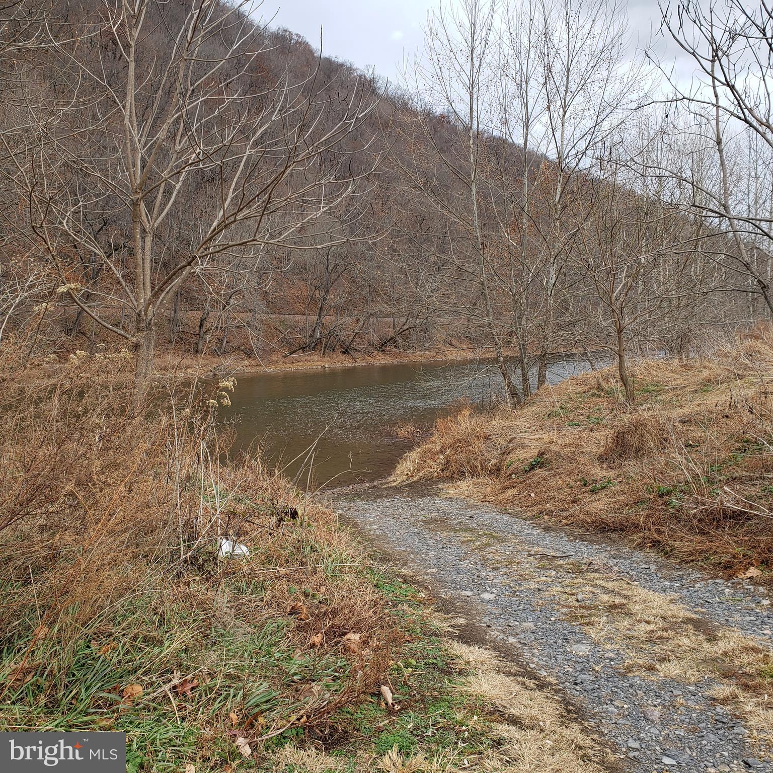 LITTLE MOUNTAIN ESTATES - Residential
