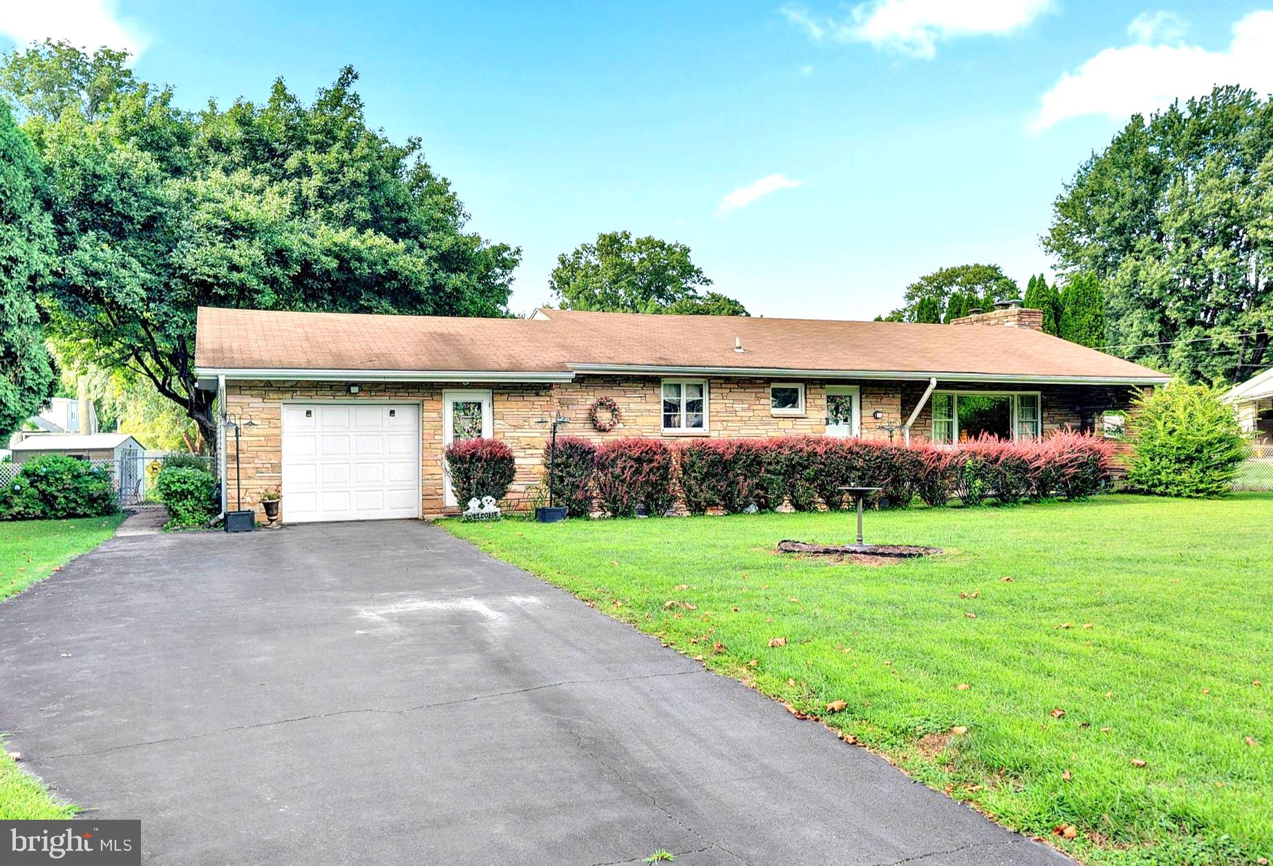 18 DIANE DRIVE
