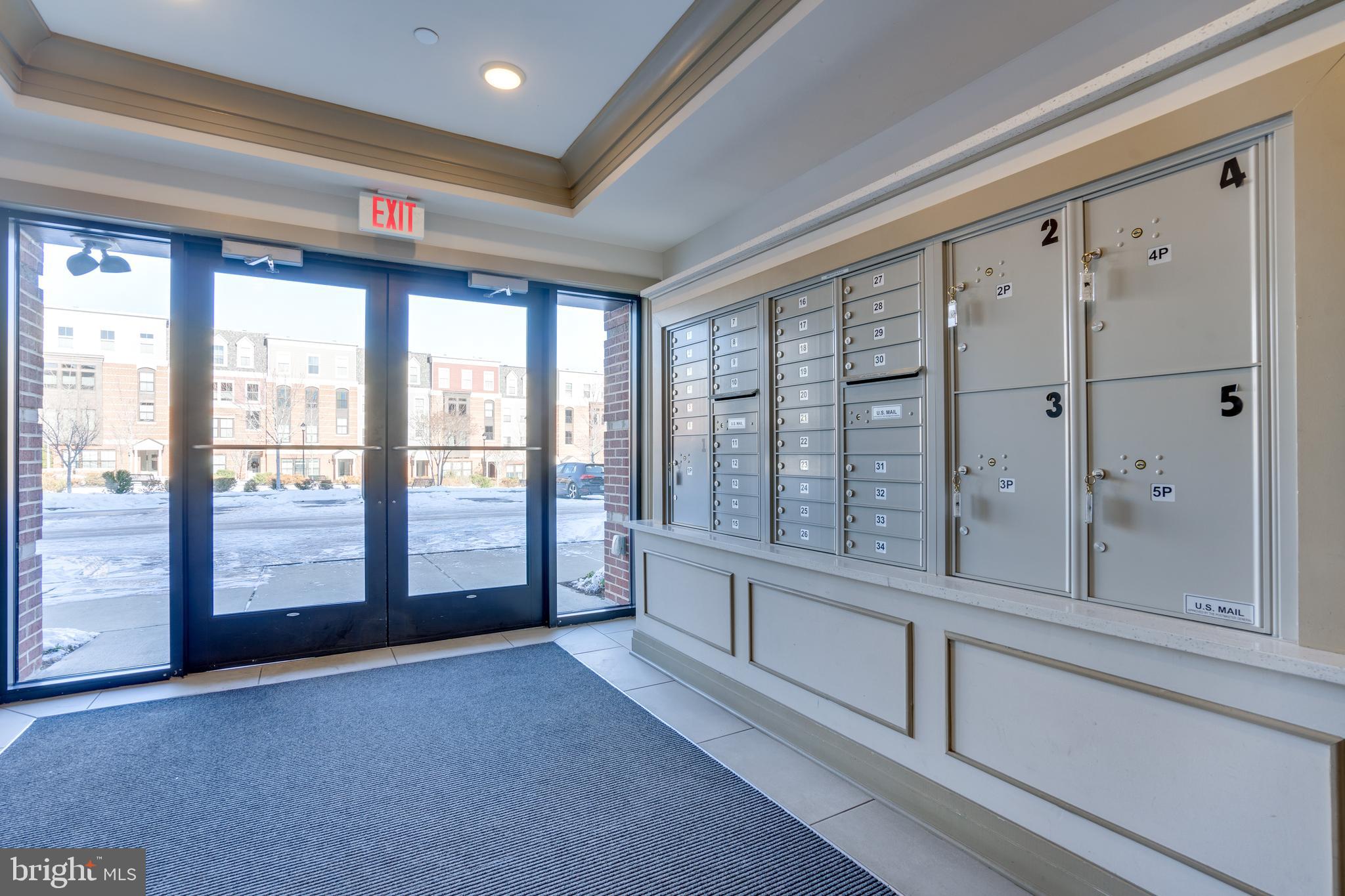 MOUNT VINEYARD - Residential Lease