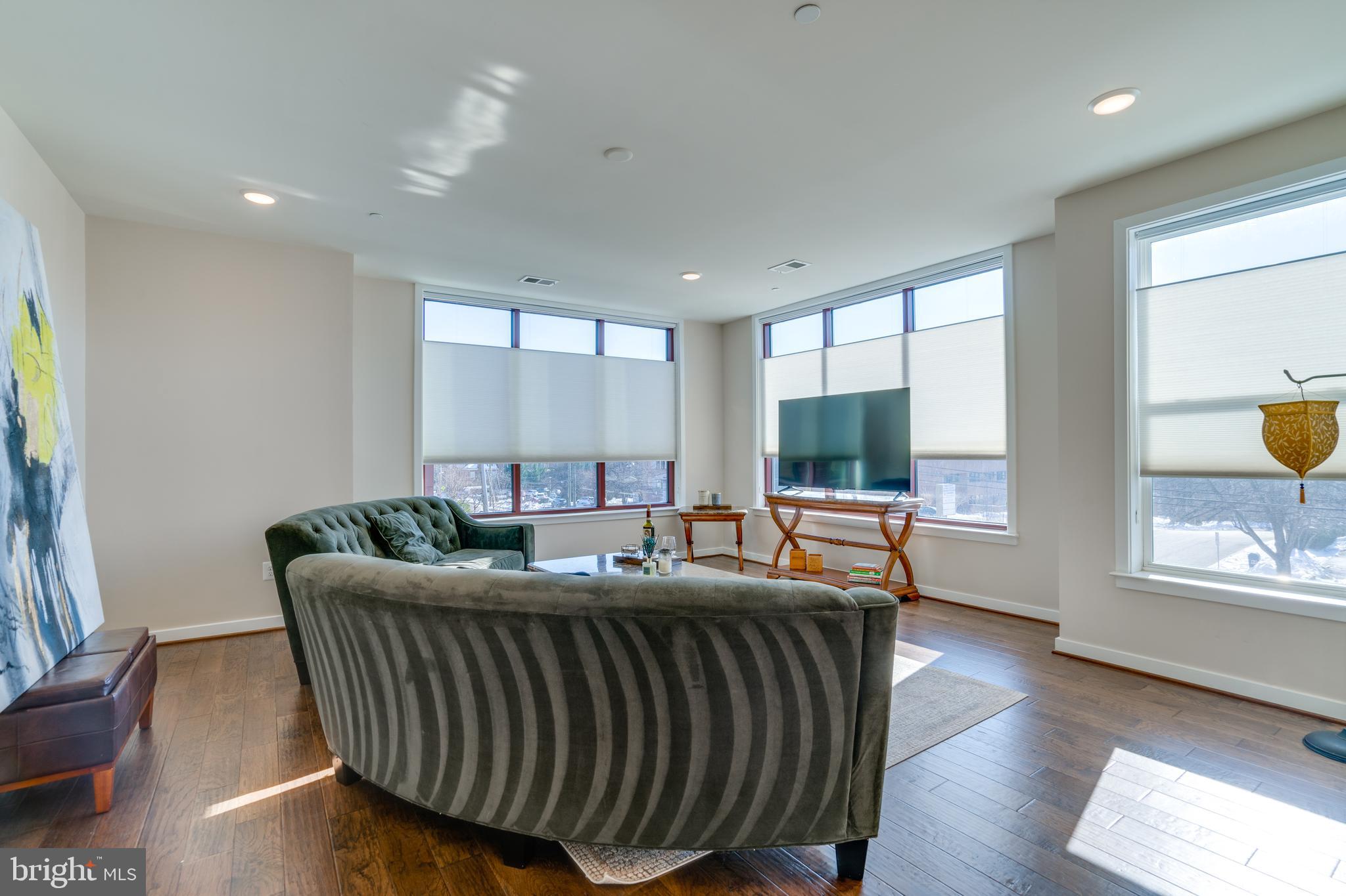 MOUNT VINEYARD - Residential Lease