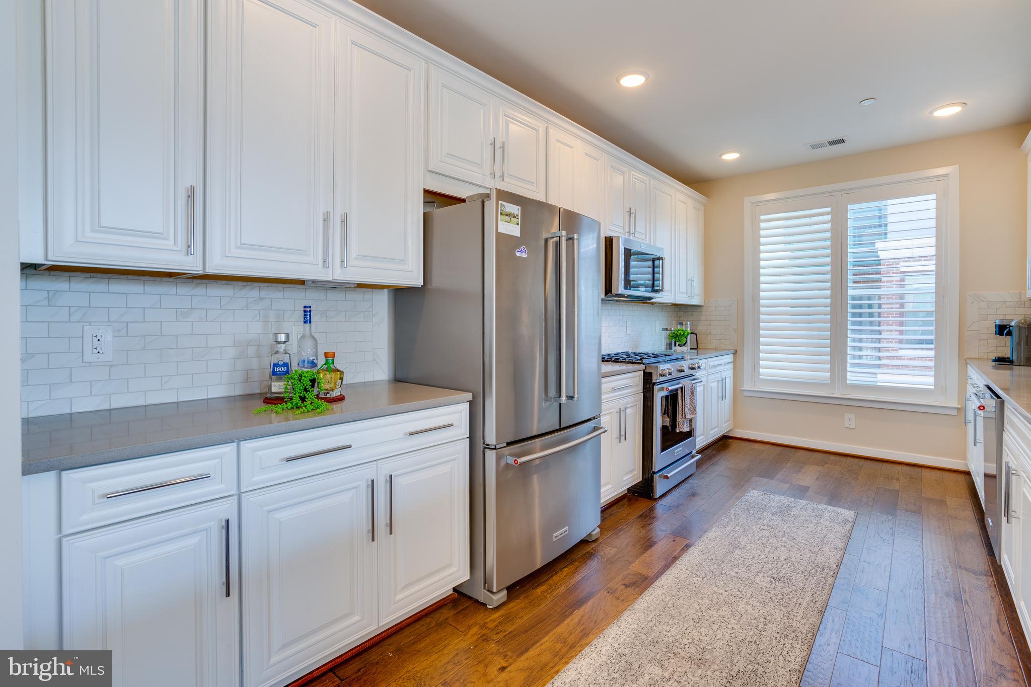 MOUNT VINEYARD - Residential Lease