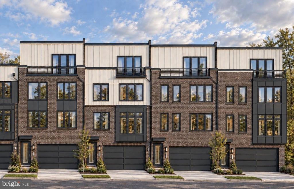 Photo of 1869 Oakview Crest Drive, RESTON, VA 20190 (MLS # VAFX2342496)