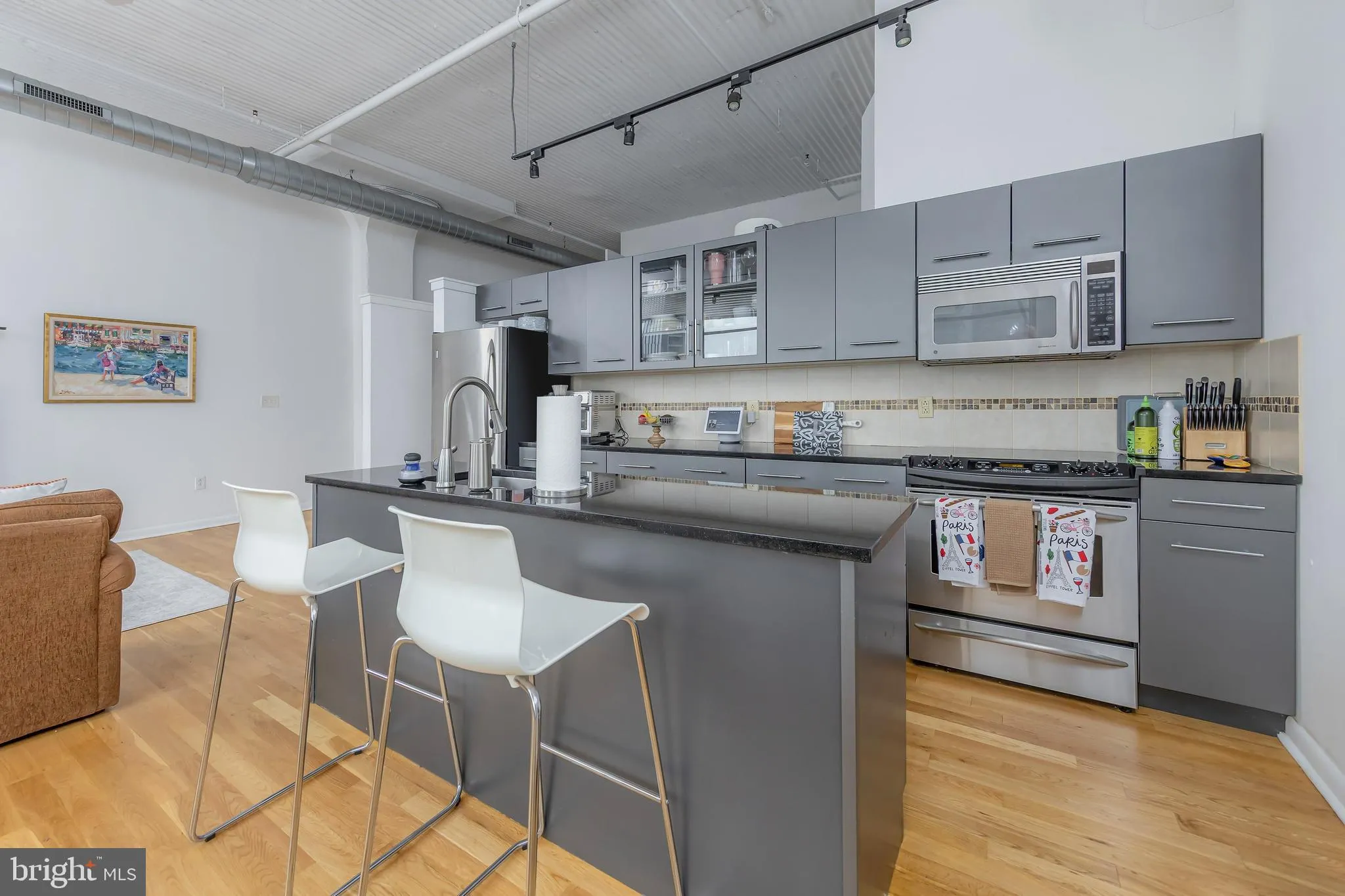 Philadelphia, Pennsylvania 19103, United States, 2 Bedrooms Bedrooms, ,2 BathroomsBathrooms,Residential,Active,185341