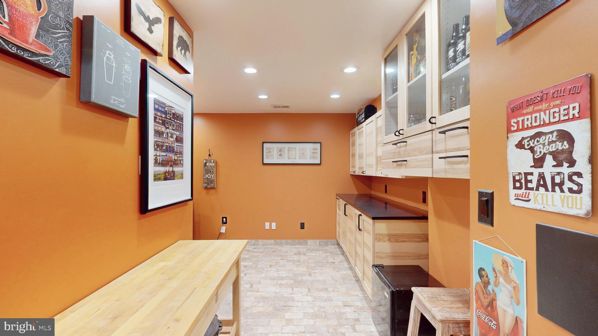 GREAT FALLS FOREST - Residential Lease