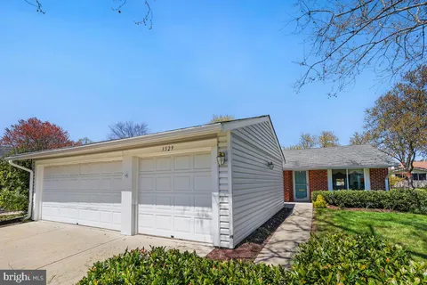 3529 Twin Branches Drive Unit 40-C, Silver Spring, MD MLS: MDMC2175160
