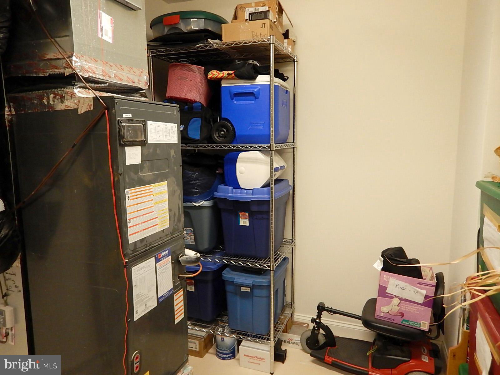 OVERLOOK AT GATEWAY - Residential