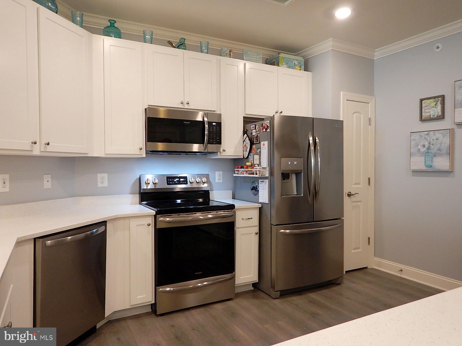 OVERLOOK AT GATEWAY - Residential