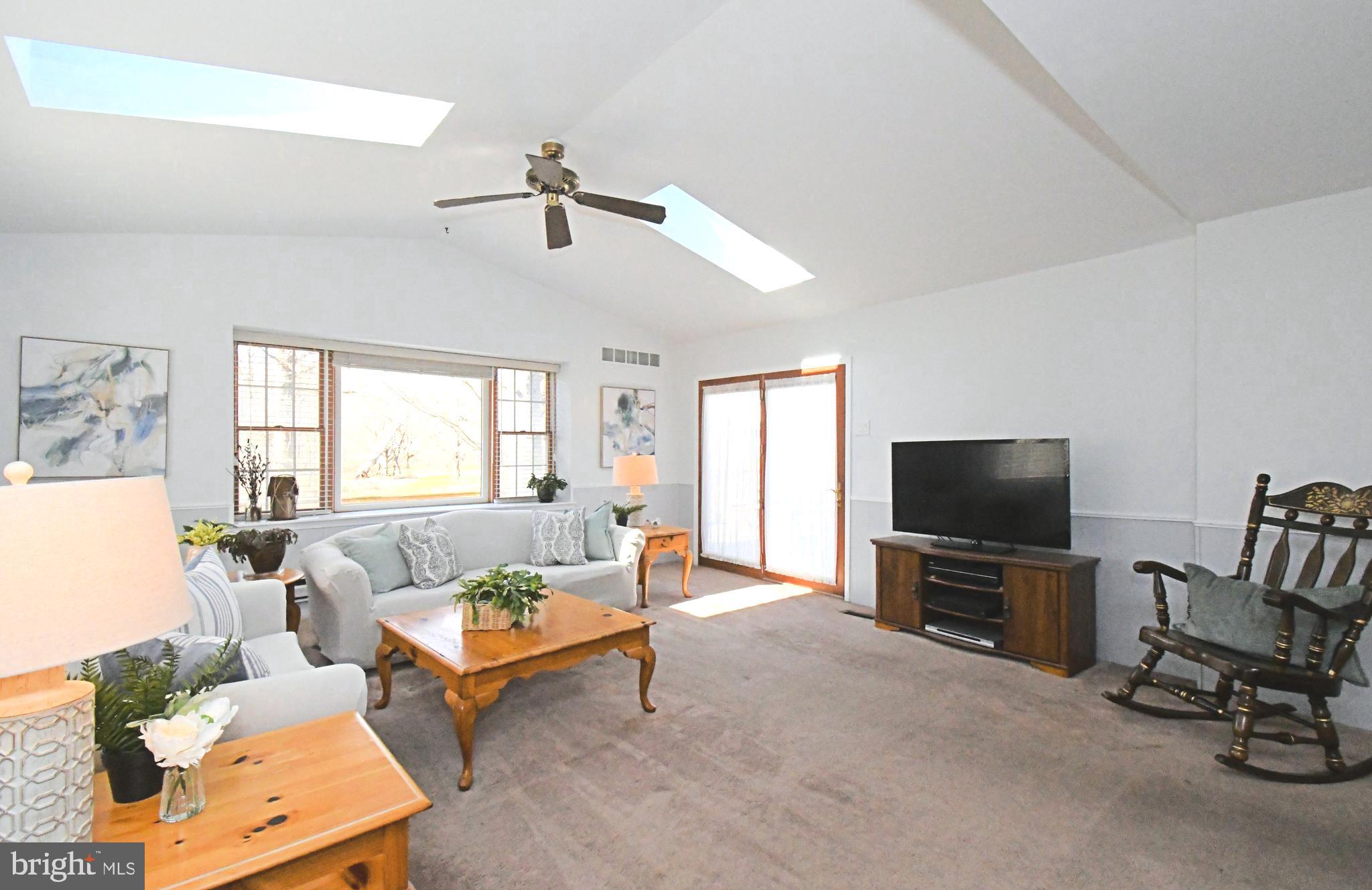 NEWTOWN CROSSING - Residential