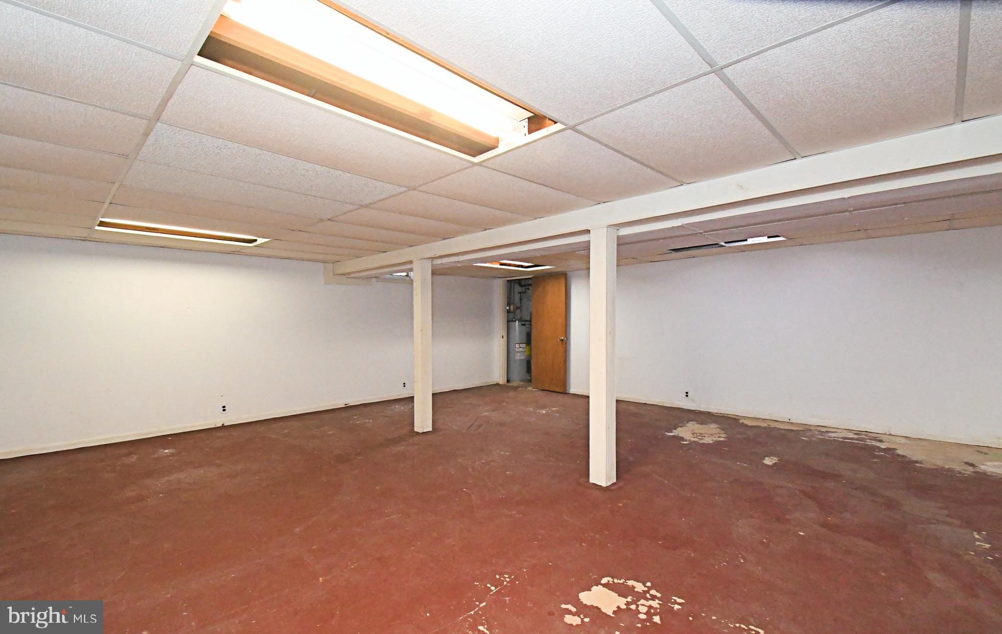 NEWTOWN CROSSING - Residential