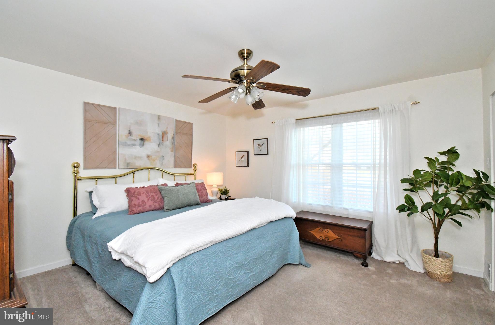 NEWTOWN CROSSING - Residential