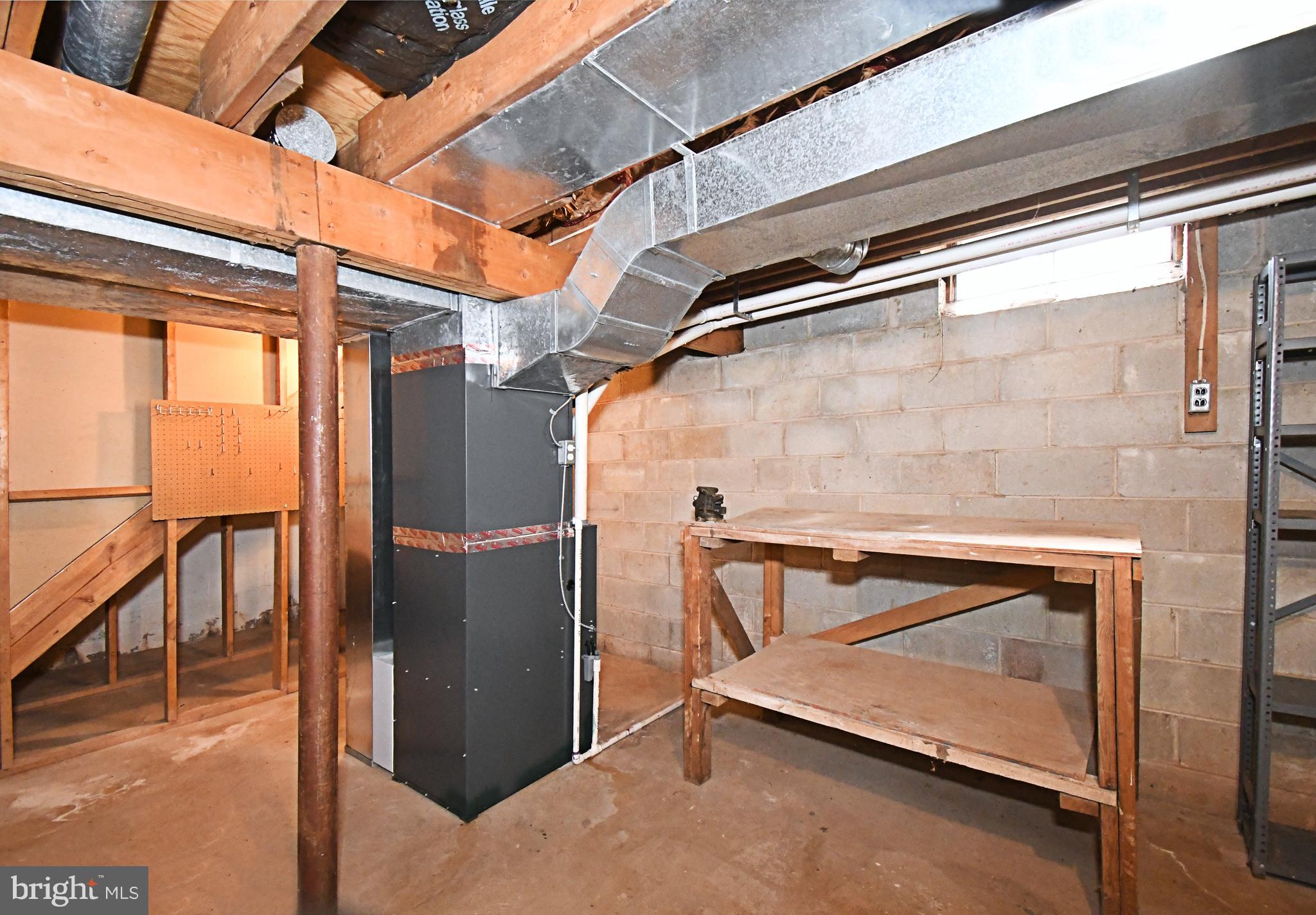 NEWTOWN CROSSING - Residential