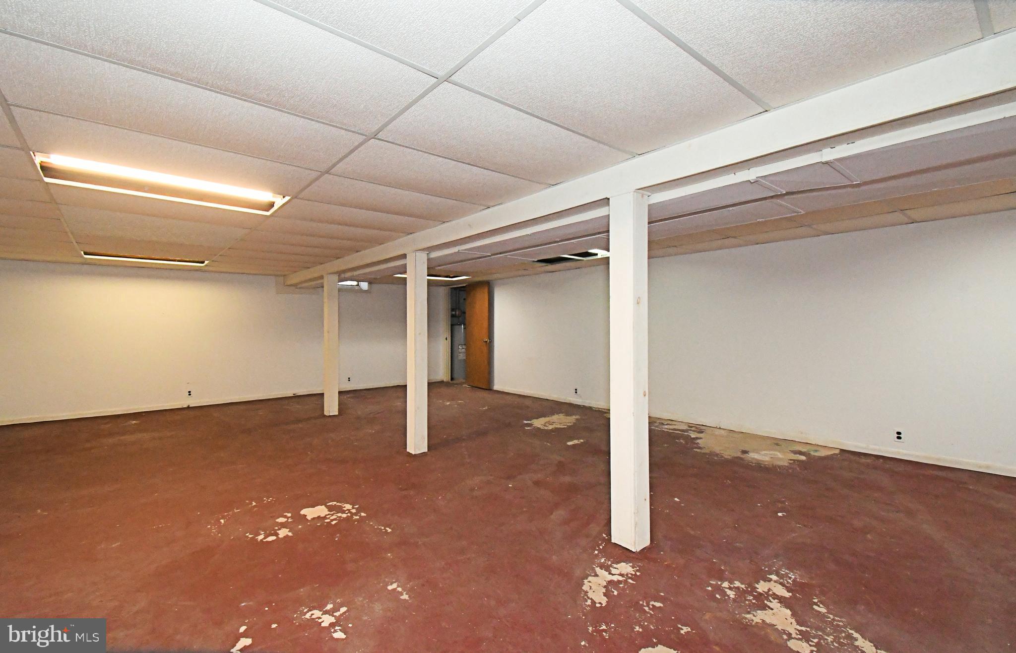 NEWTOWN CROSSING - Residential