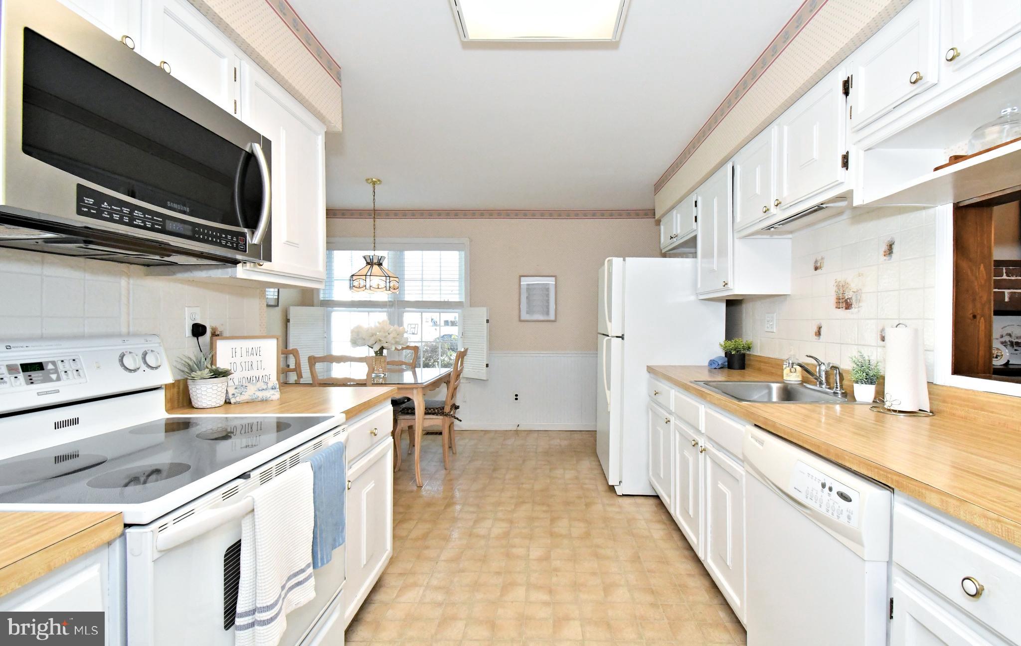 NEWTOWN CROSSING - Residential