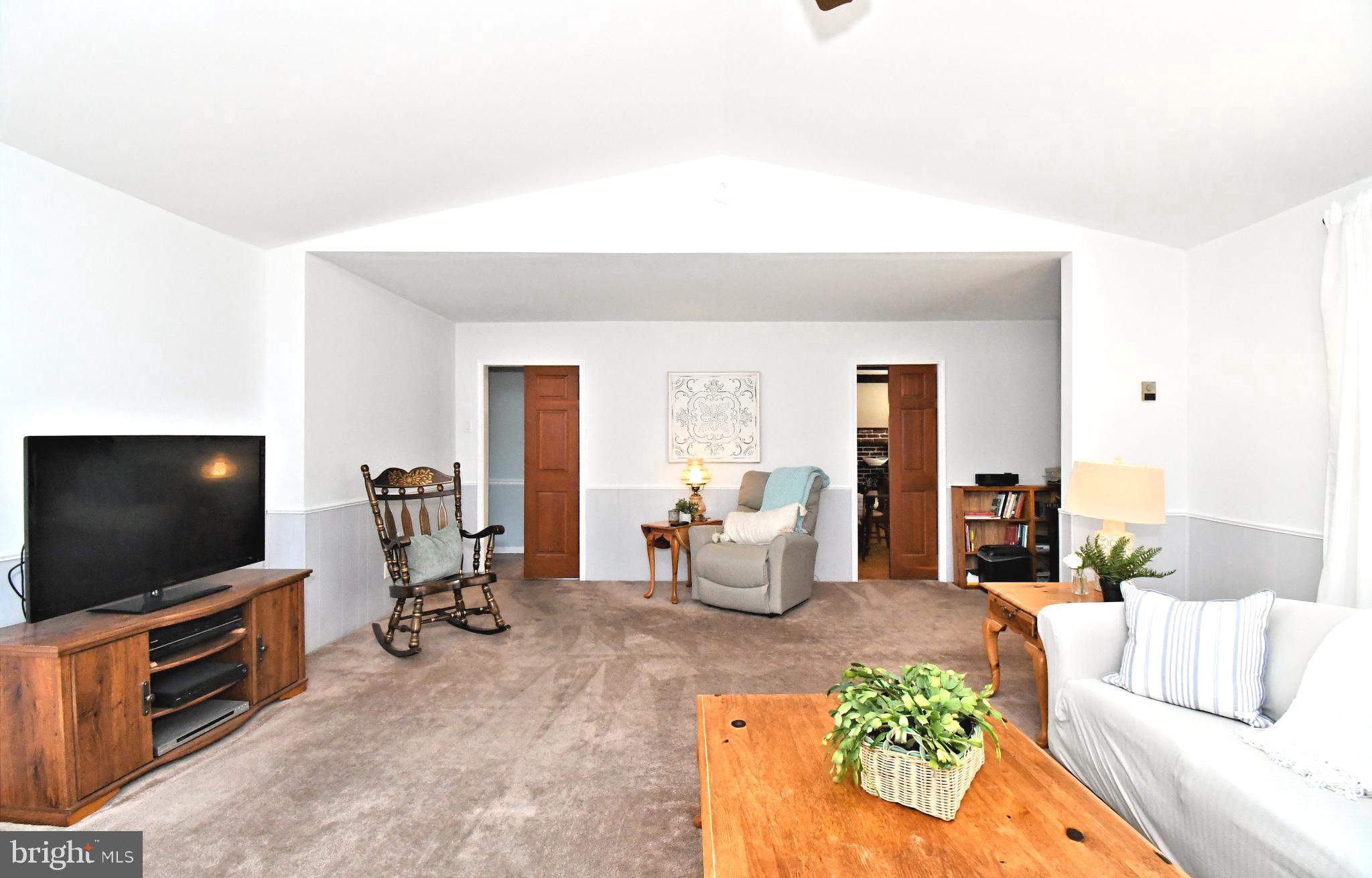 NEWTOWN CROSSING - Residential