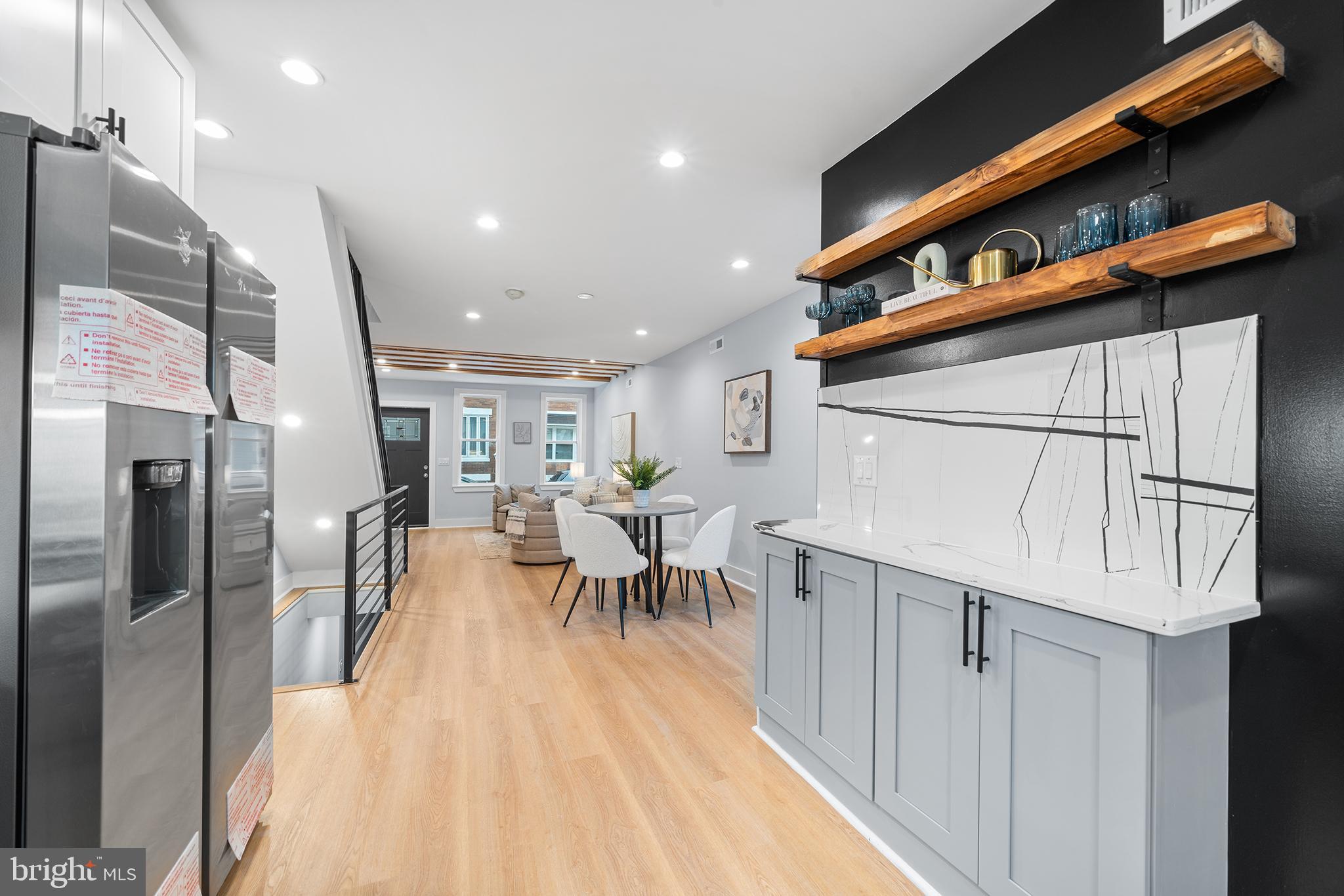 PORT RICHMOND - Residential