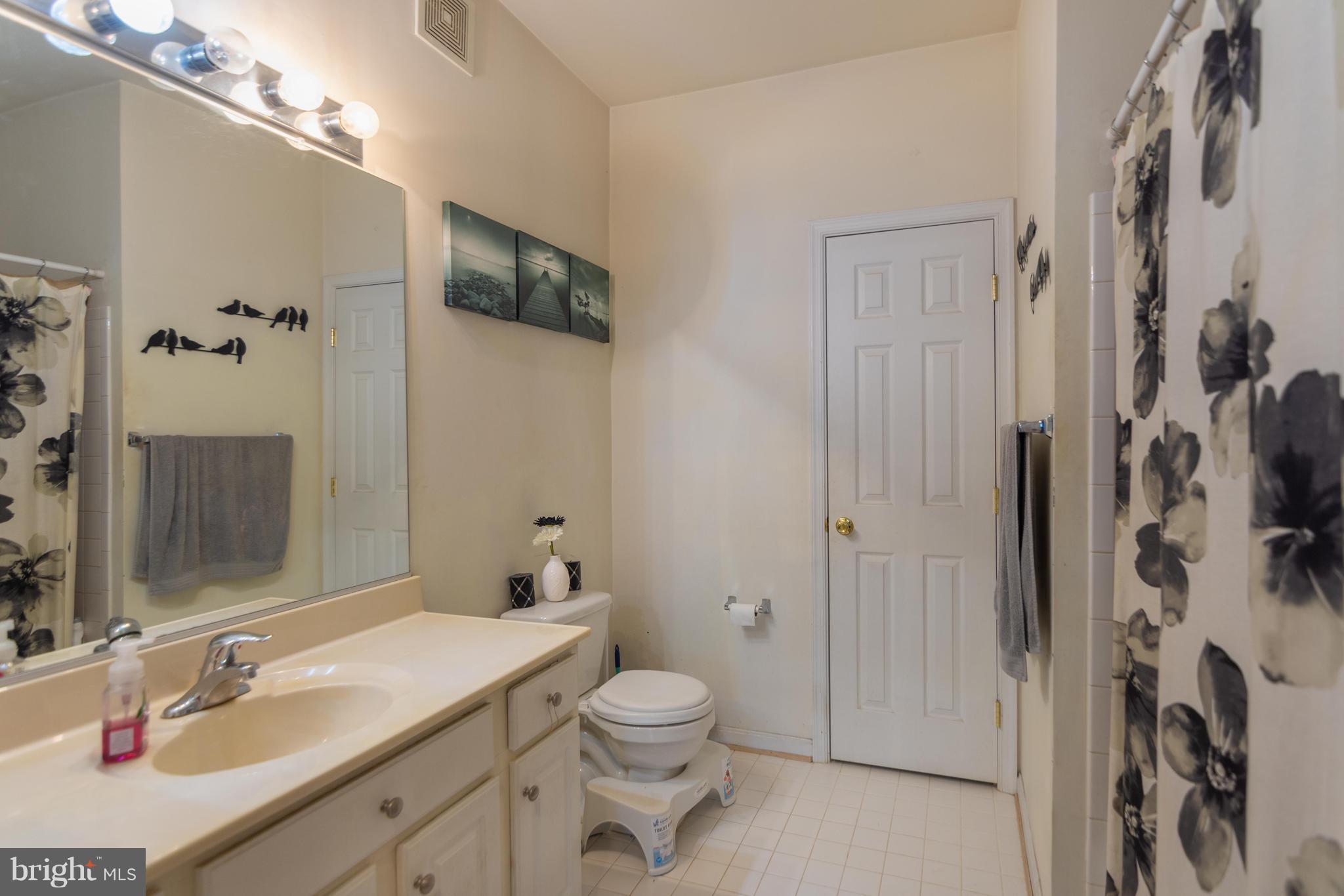 BOWIE TOWERS - Residential