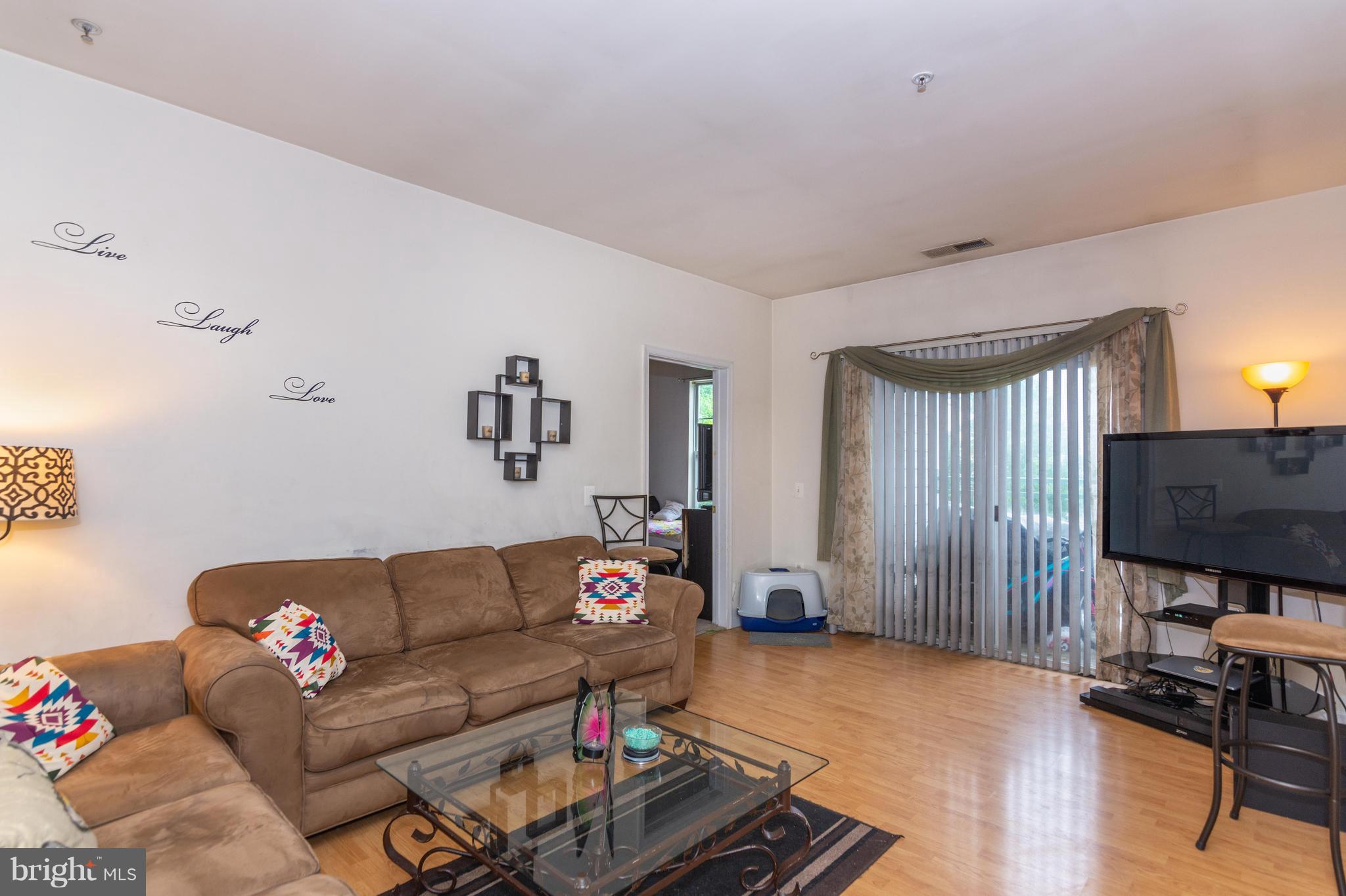 BOWIE TOWERS - Residential