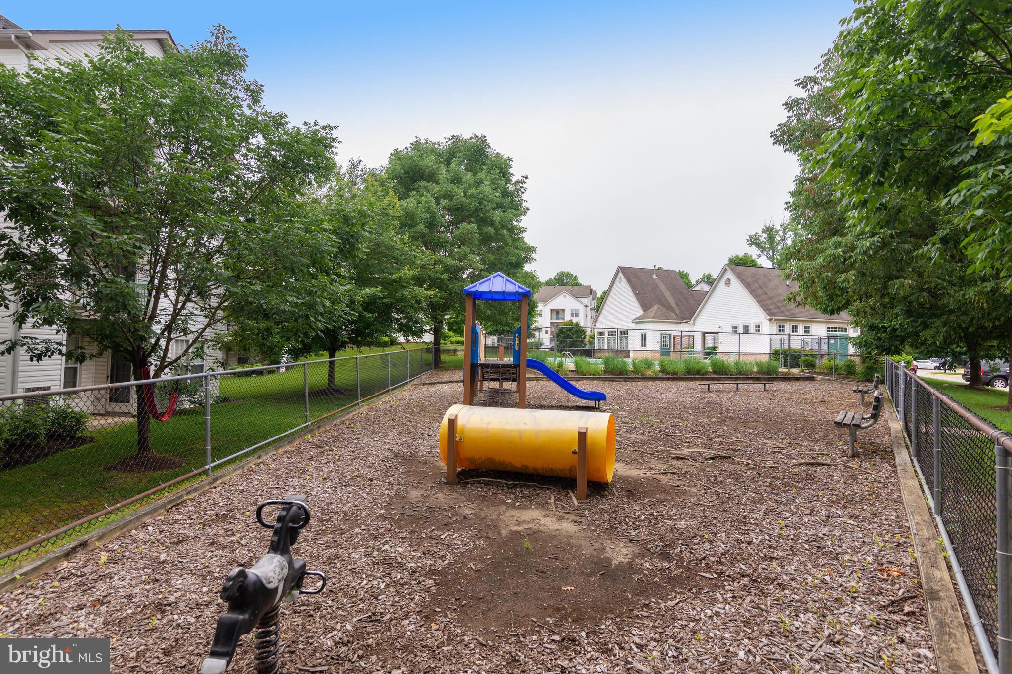 BOWIE TOWERS - Residential