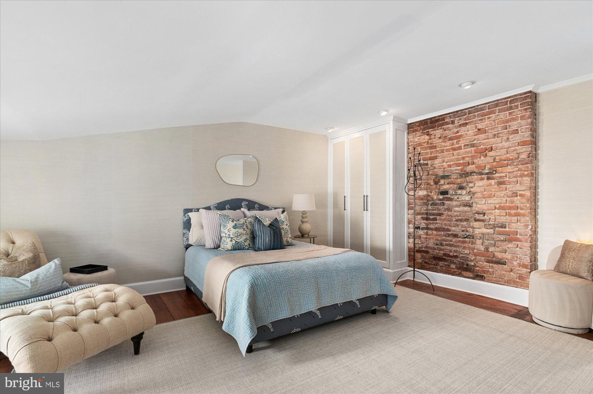 ST JOHNS SQUARE - Residential