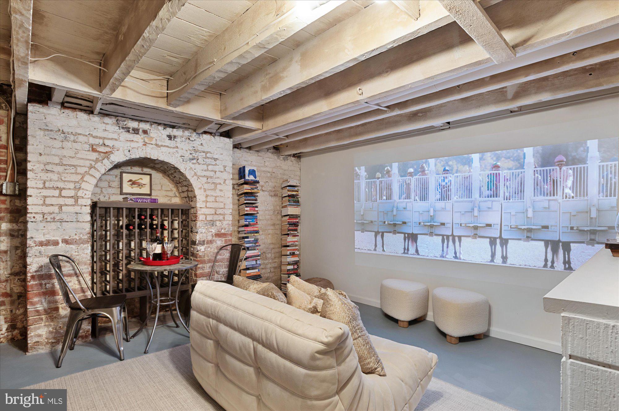 ST JOHNS SQUARE - Residential