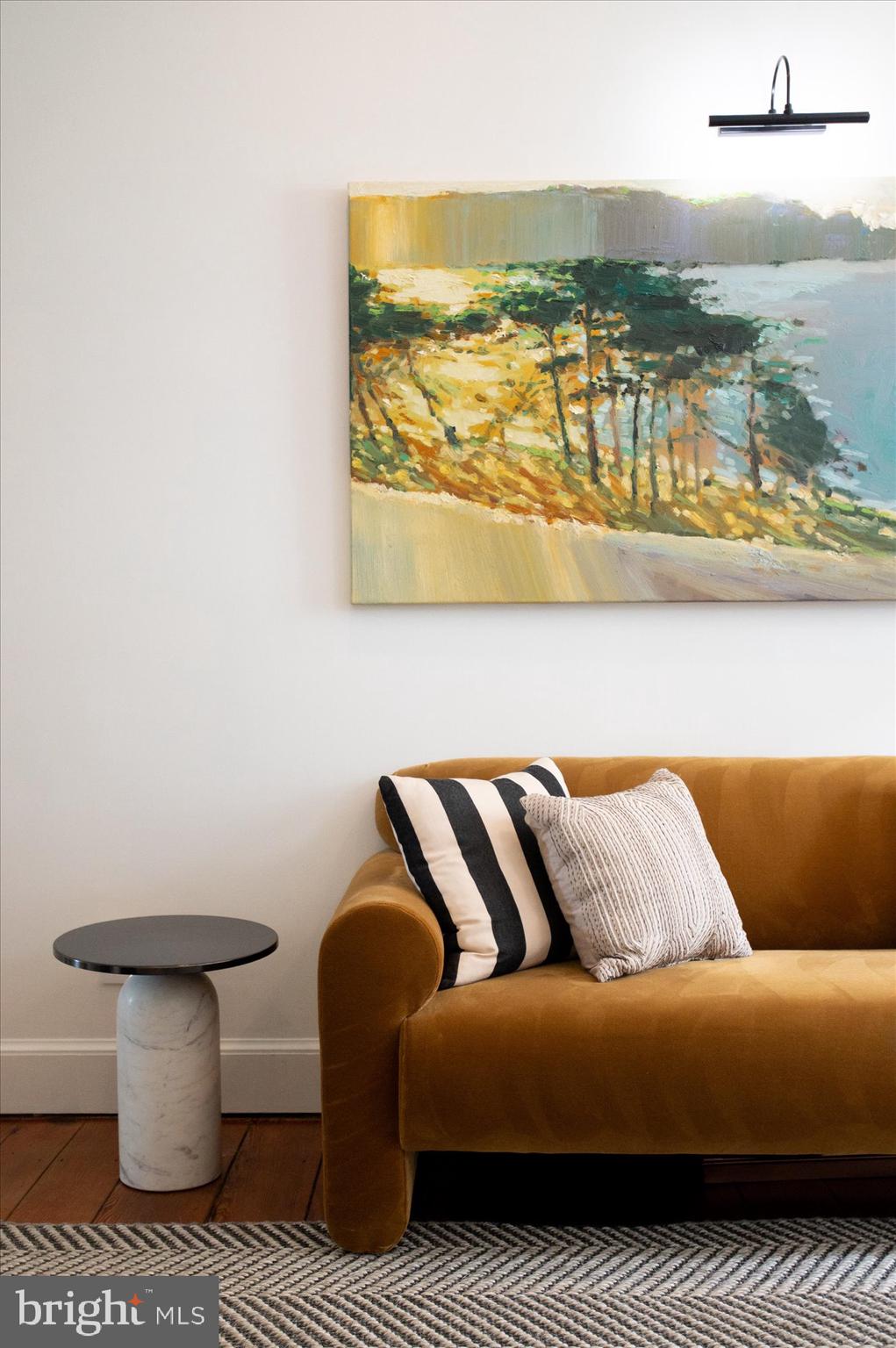 ST JOHNS SQUARE - Residential