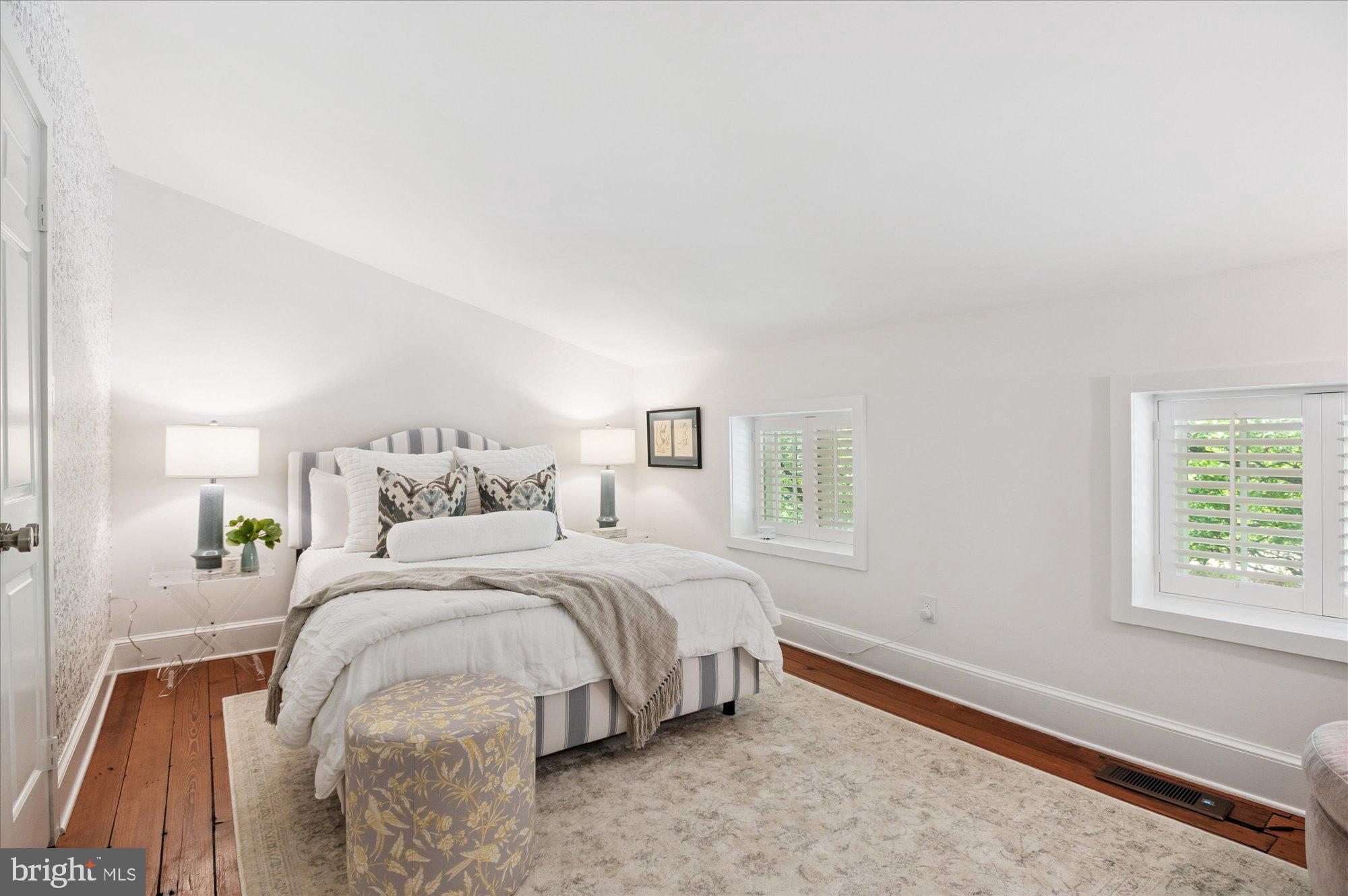 ST JOHNS SQUARE - Residential