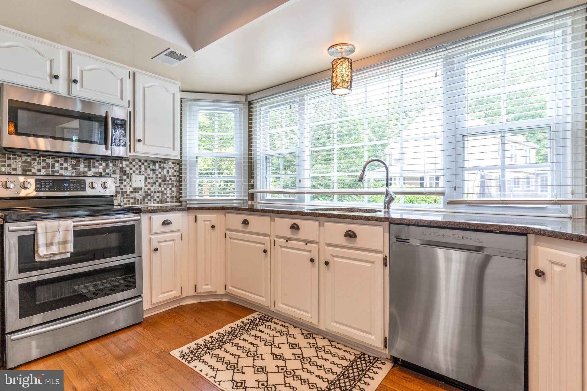 COUNTRYSIDE - Residential