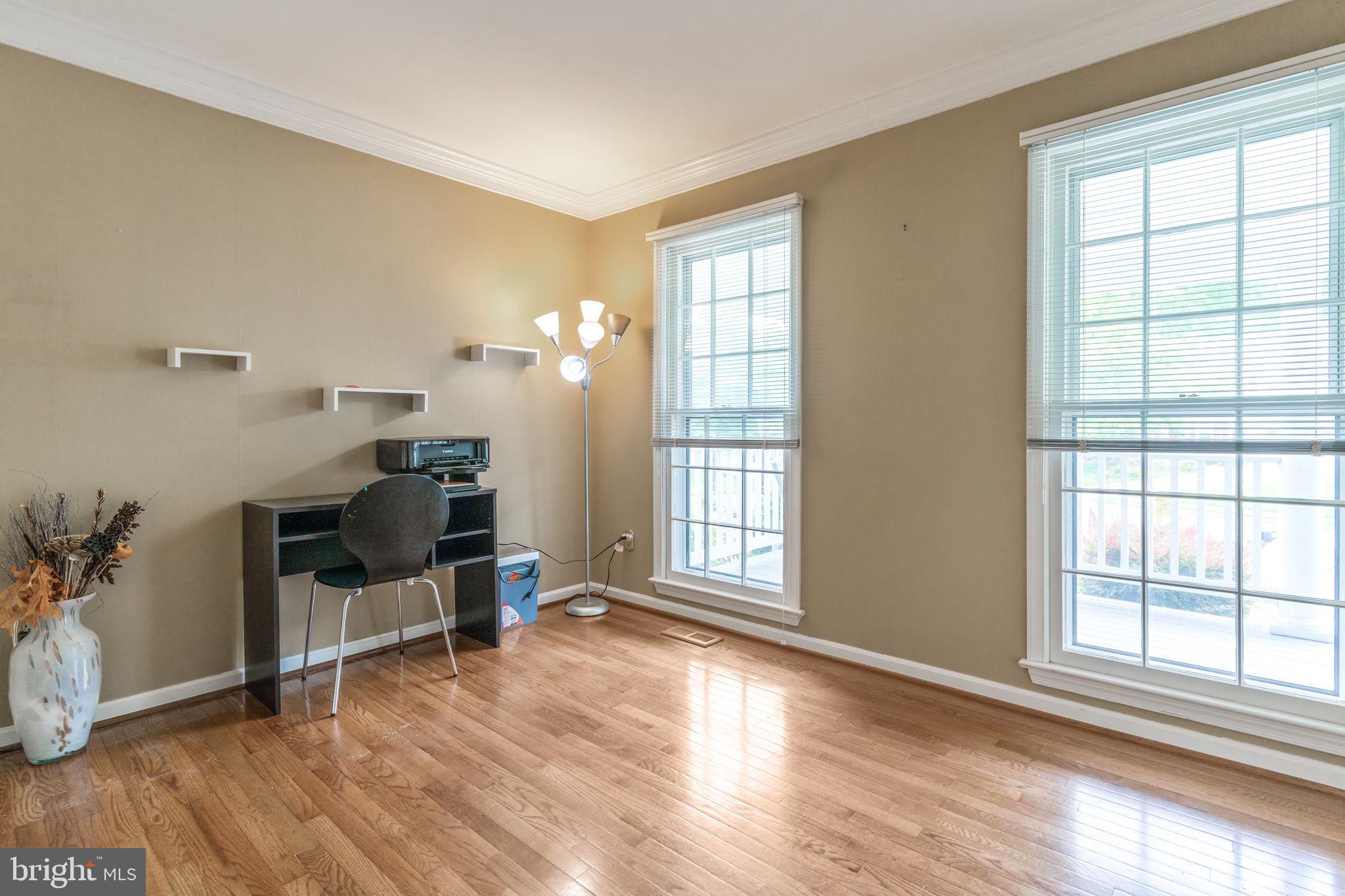 COUNTRYSIDE - Residential